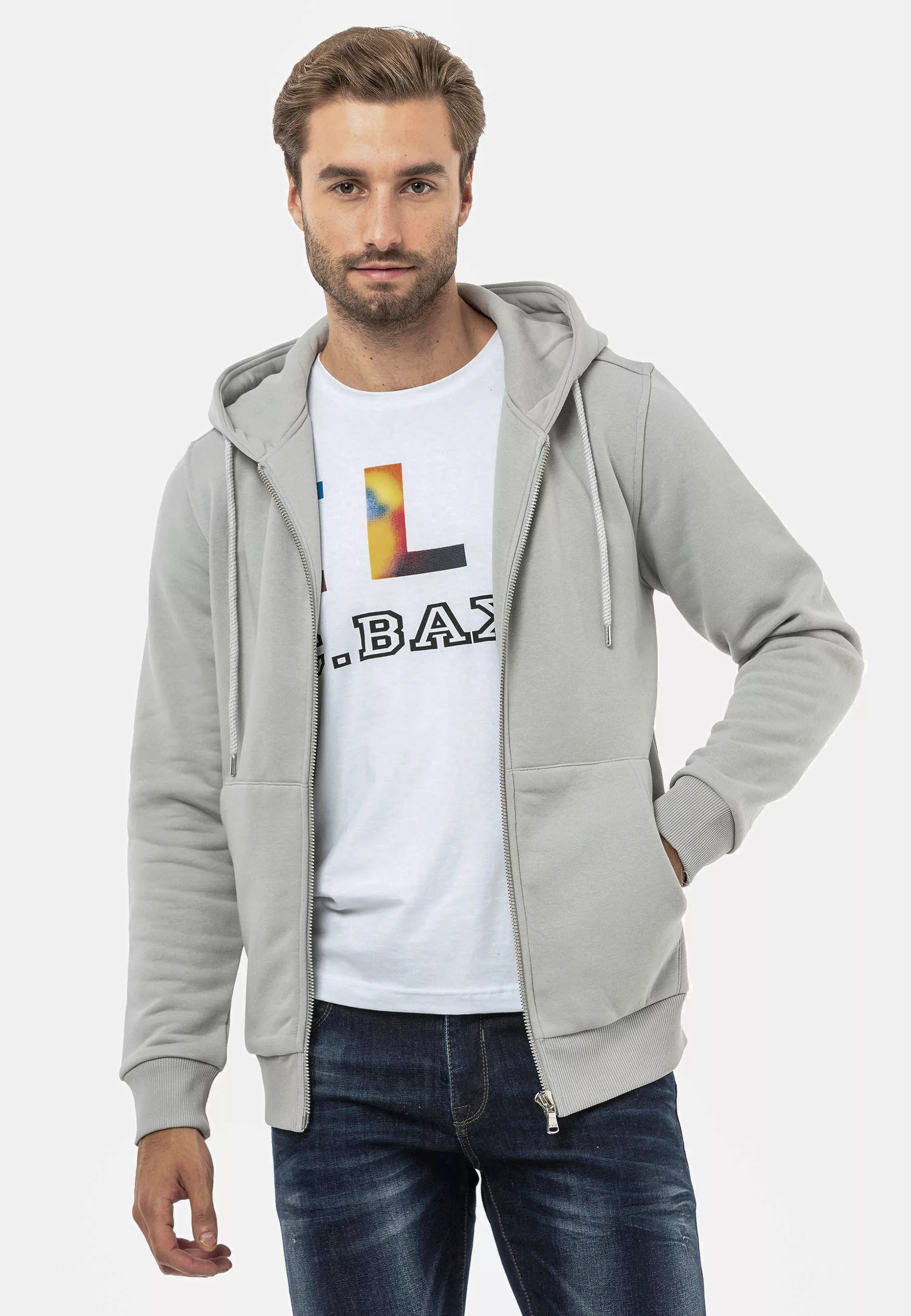 Cipo & Baxx Sweatjacke, mit angenehmer Kapuze günstig online kaufen