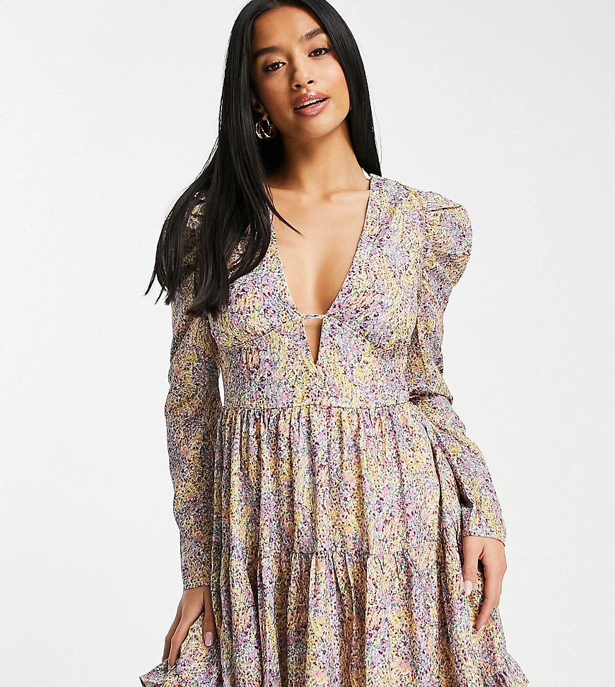 Missguided Petite – Minikleid mit Puffärmeln und Ditsyprint in Schwarz günstig online kaufen