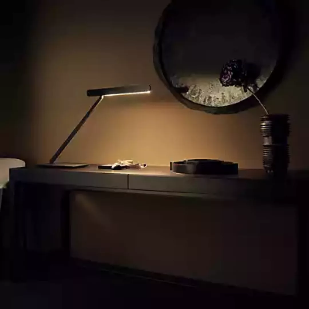 Occhio Taglio Tavolo Fix Tischleuchte LED, Kopf phantom/Body schwarz matt - günstig online kaufen