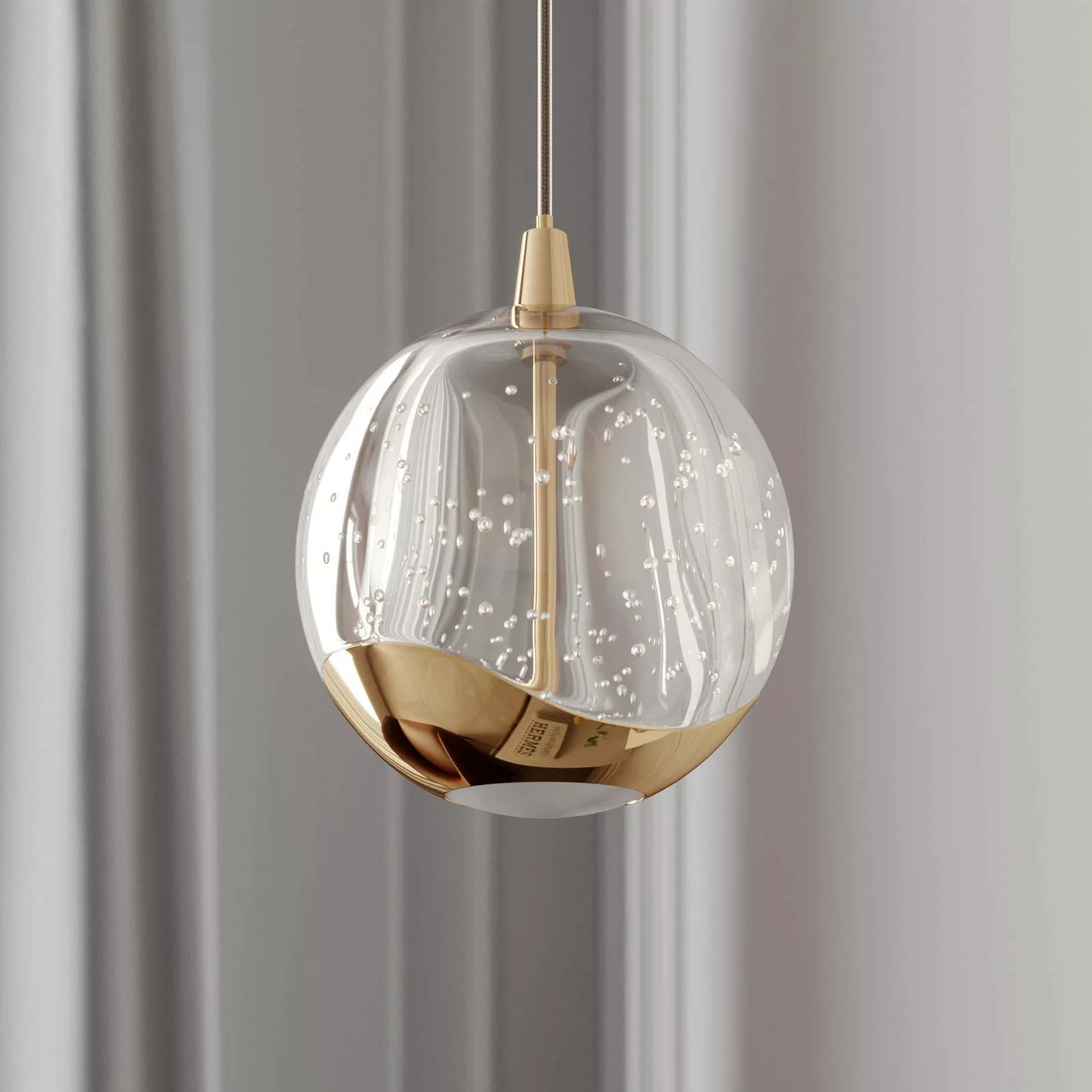 LED-Pendellampe Hayley mit Glaskugel, 1-fl., gold günstig online kaufen