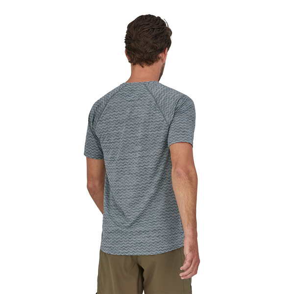 Funktionsshirt - M's Ridge Flow Shirts - Aus Recyceltem Polyester günstig online kaufen