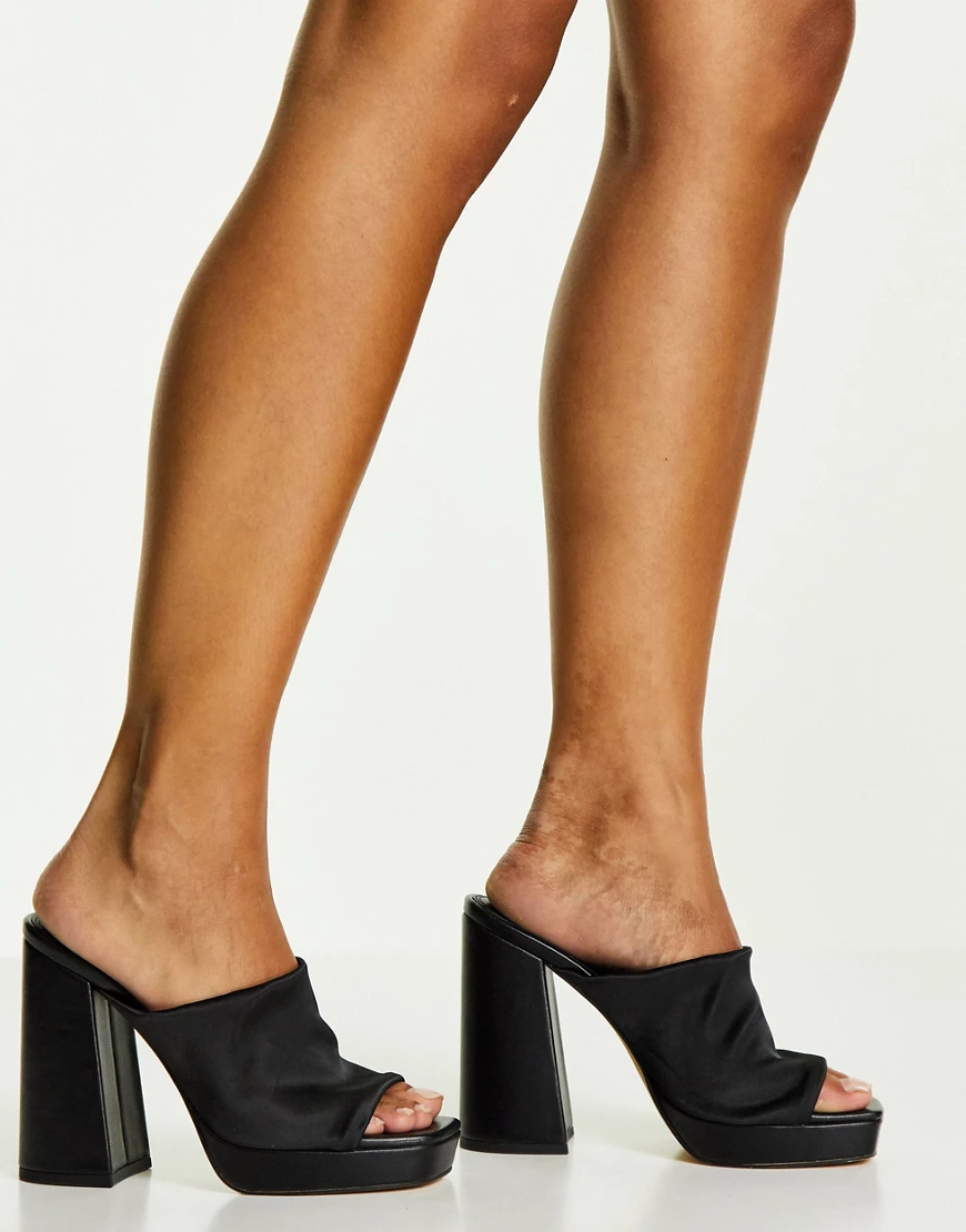 Topshop – Rock – Pantoletten aus Satin in Schwarz mit Plateausohle günstig online kaufen