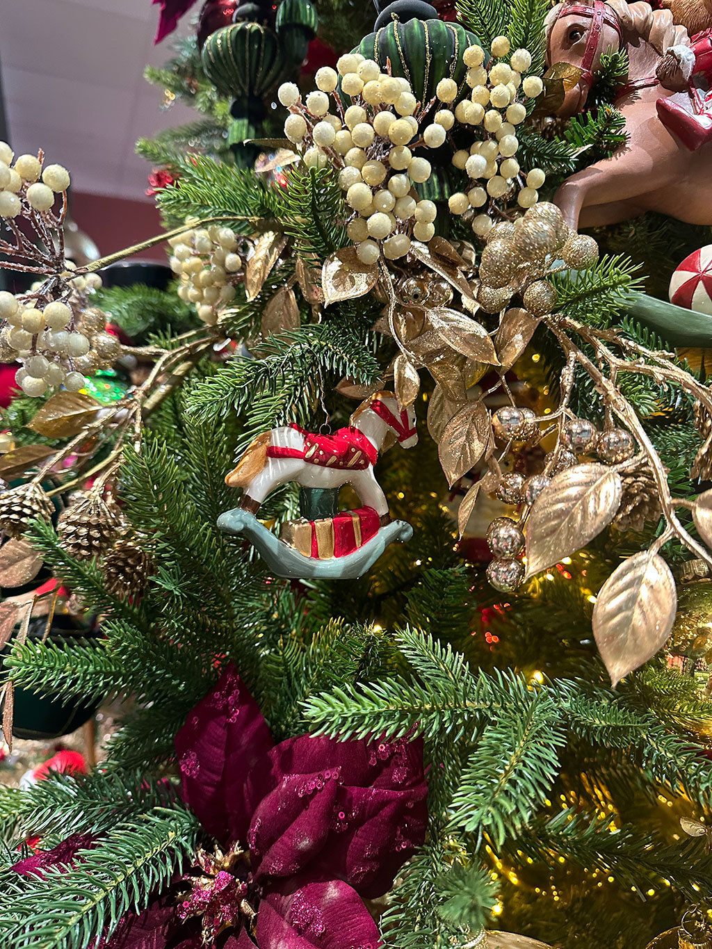 Kaemingk Christbaumschmuck, Christbaumschmuck Schaukelpferd Keramik 8cm günstig online kaufen