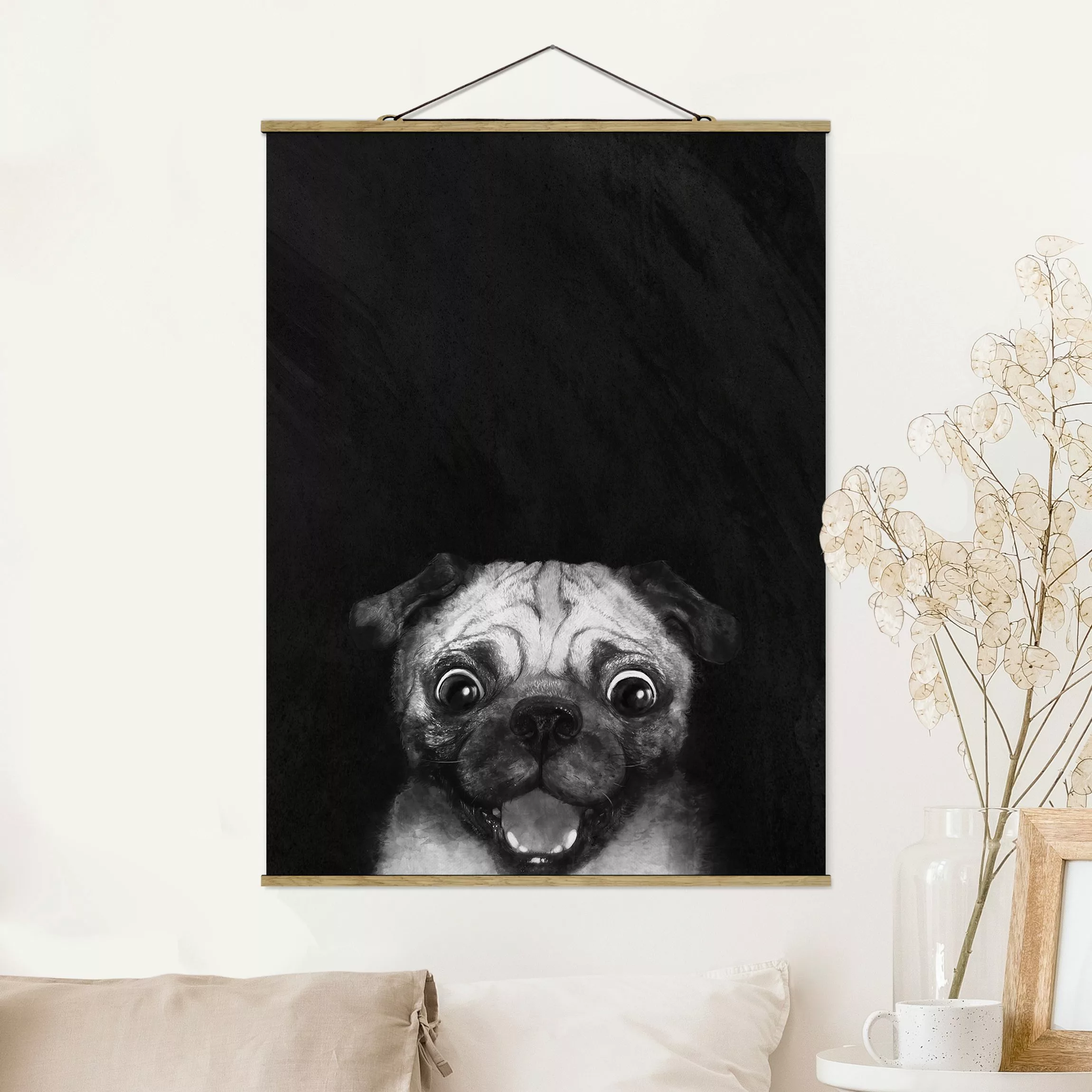 Stoffbild Tiere mit Posterleisten - Hochformat Illustration Hund Mops Maler günstig online kaufen