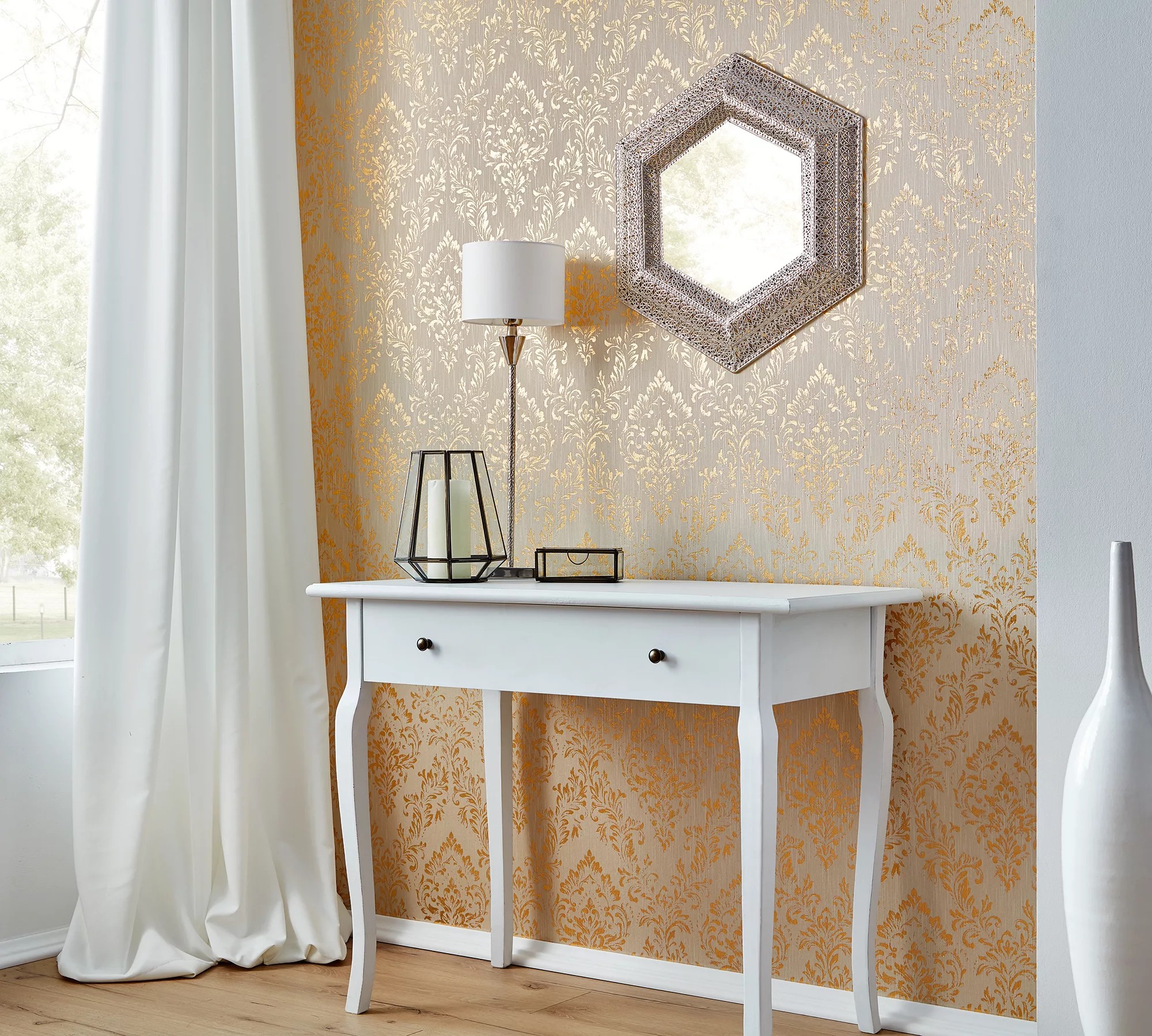 Bricoflor Barock Textiltapete Beige Gold Ornament Vliestapete mit Textil Mu günstig online kaufen