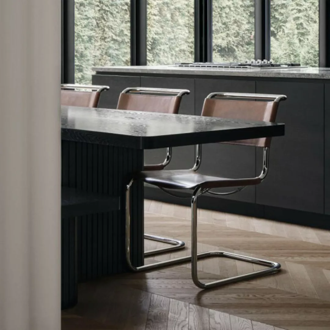 Thonet - S 33 Pure Materials Freischwinger Stuhl - braun/Büffelleder/BxHxT günstig online kaufen