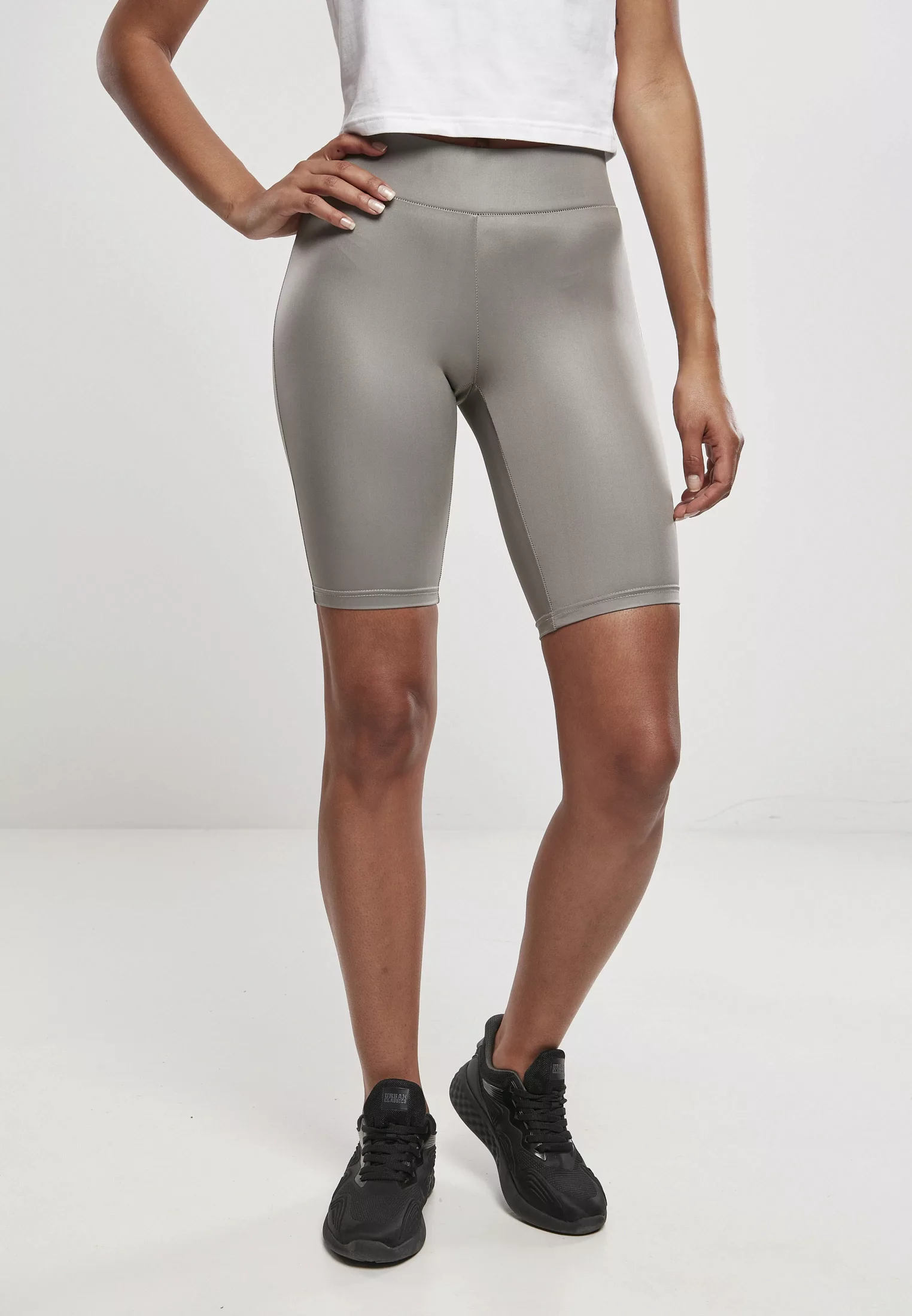 URBAN CLASSICS Stoffhose "Ladies Imitation Leather Cycle Shorts", (1 tlg.) günstig online kaufen