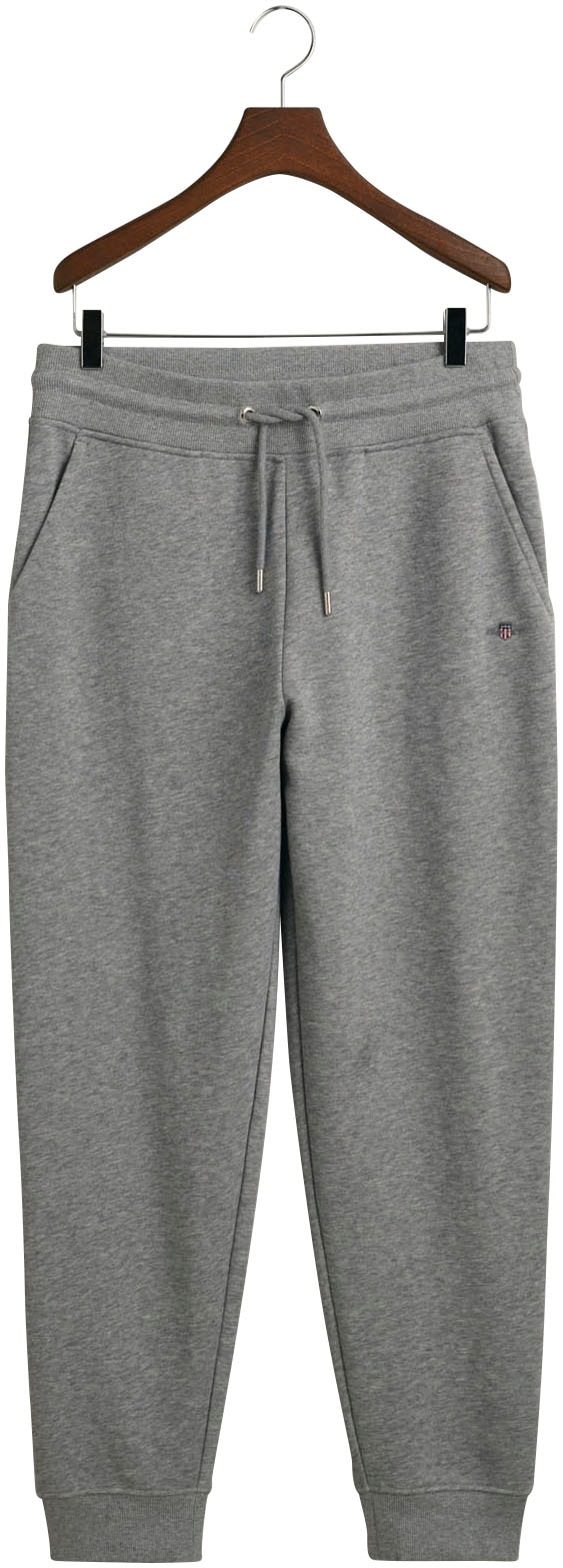 Gant Sweathose "REG SHIELD SWEATPANTS", mit Logostickerei unterhalb des Bun günstig online kaufen