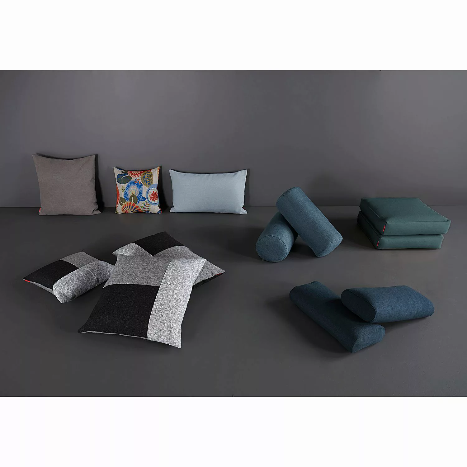 home24 Innovation Möbel Kissen Sqare Cushions Blau Webstoff 50x11x50 cm (Bx günstig online kaufen