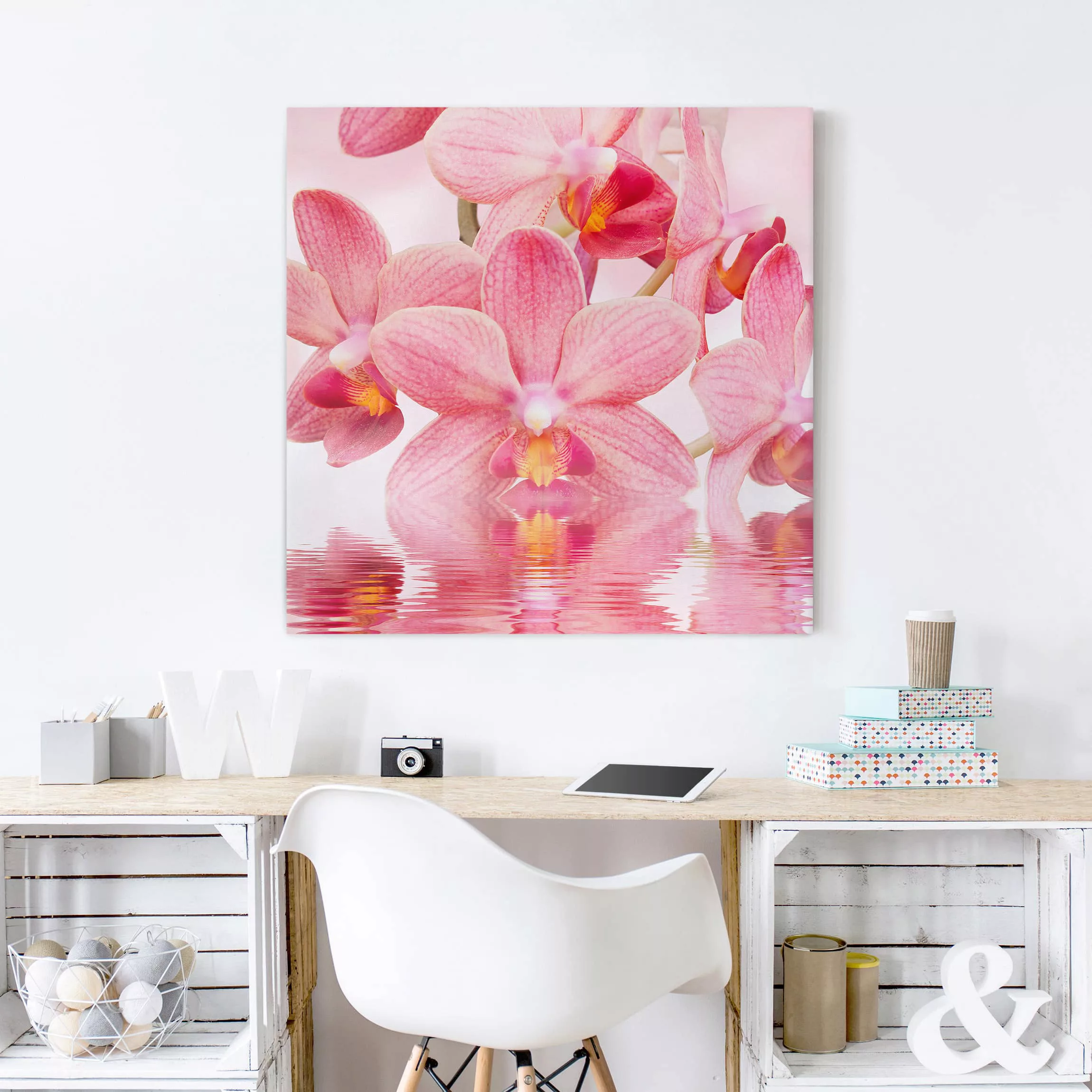 Leinwandbild Blumen - Quadrat Rosa Orchideen auf Wasser günstig online kaufen