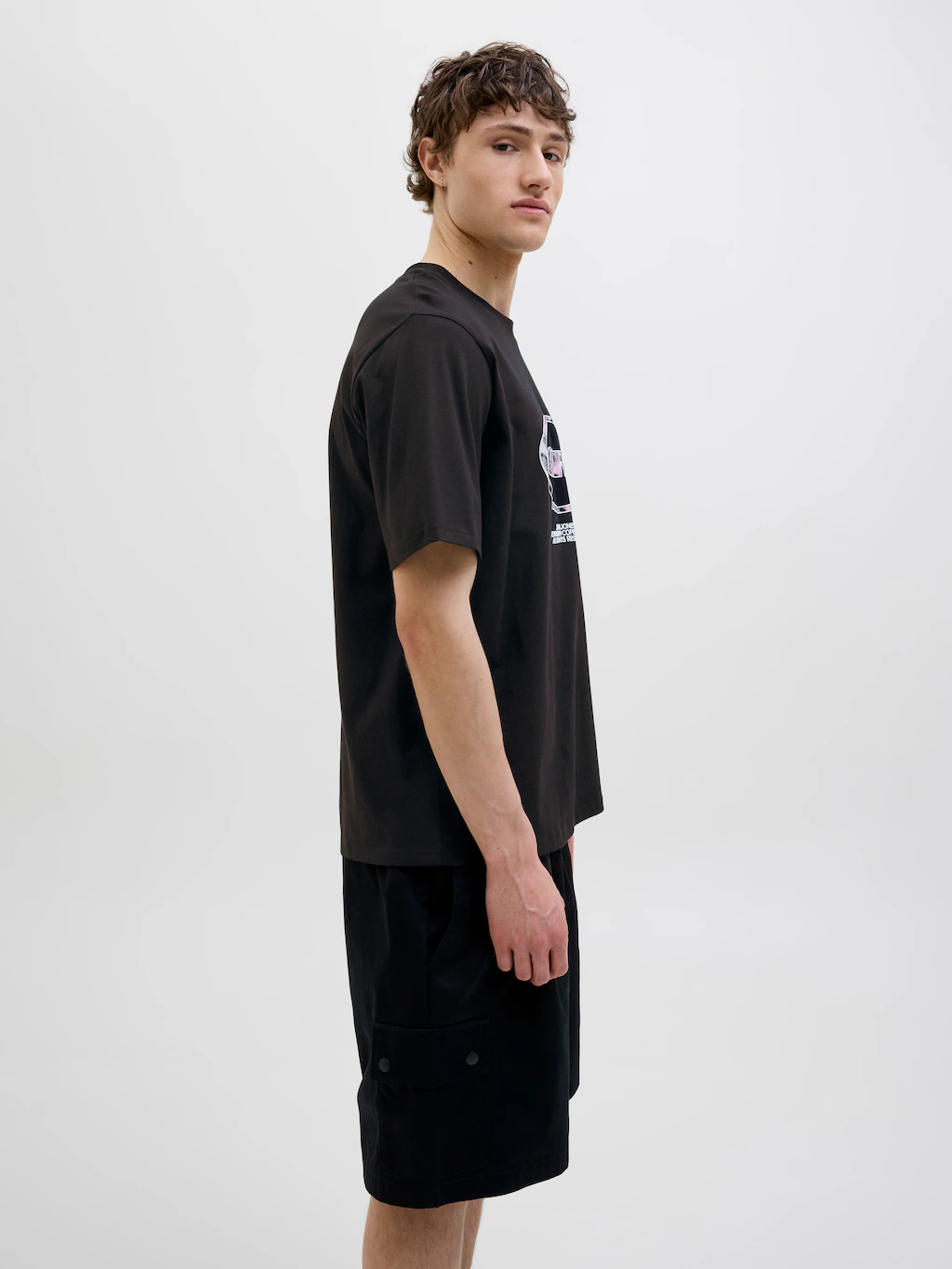 Jack & Jones T-Shirt "JCOLIDO AOP FRONT PRINT TEE SS CREW NECK", mit Frontp günstig online kaufen