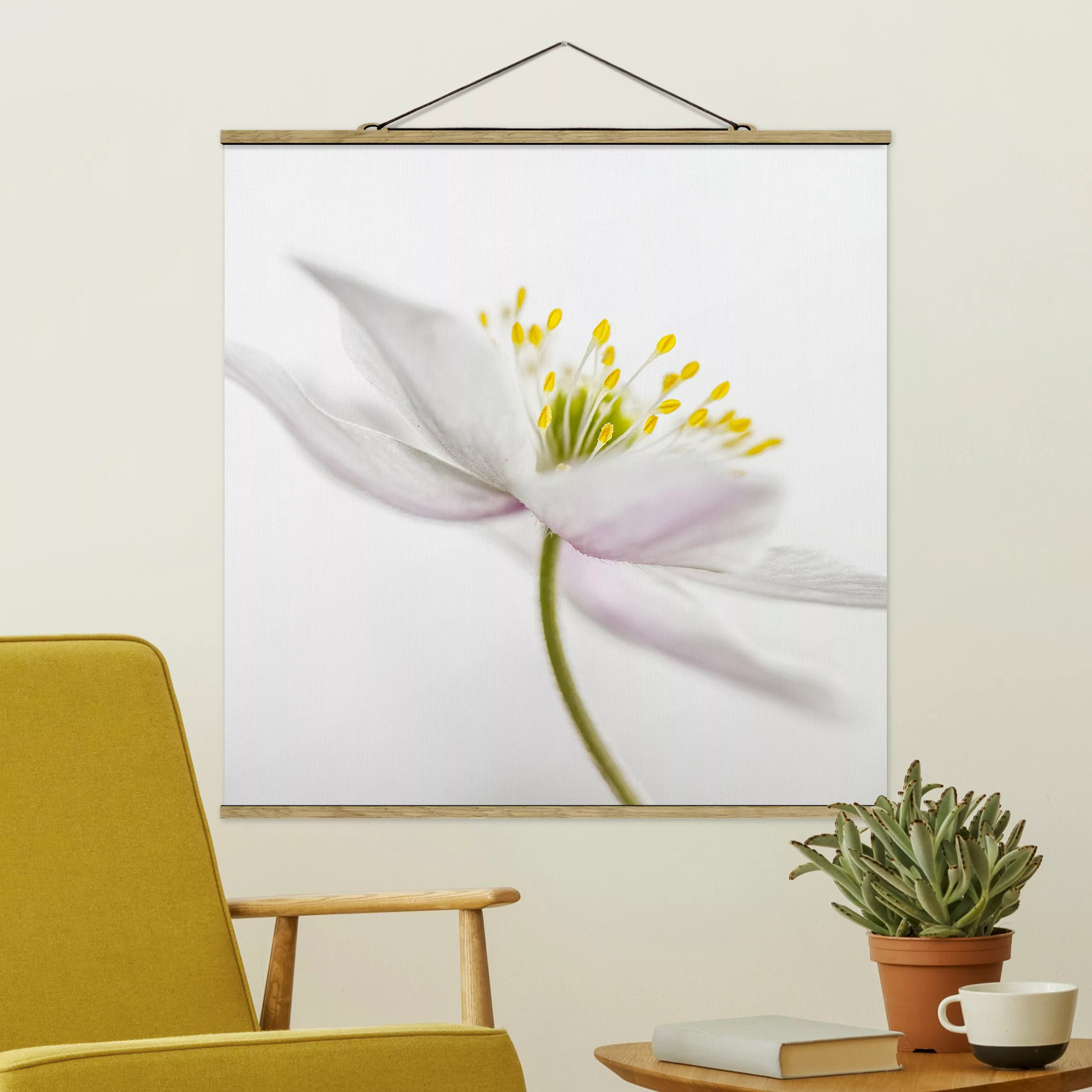 Stoffbild Blumen mit Posterleisten - Quadrat Nemorosa günstig online kaufen