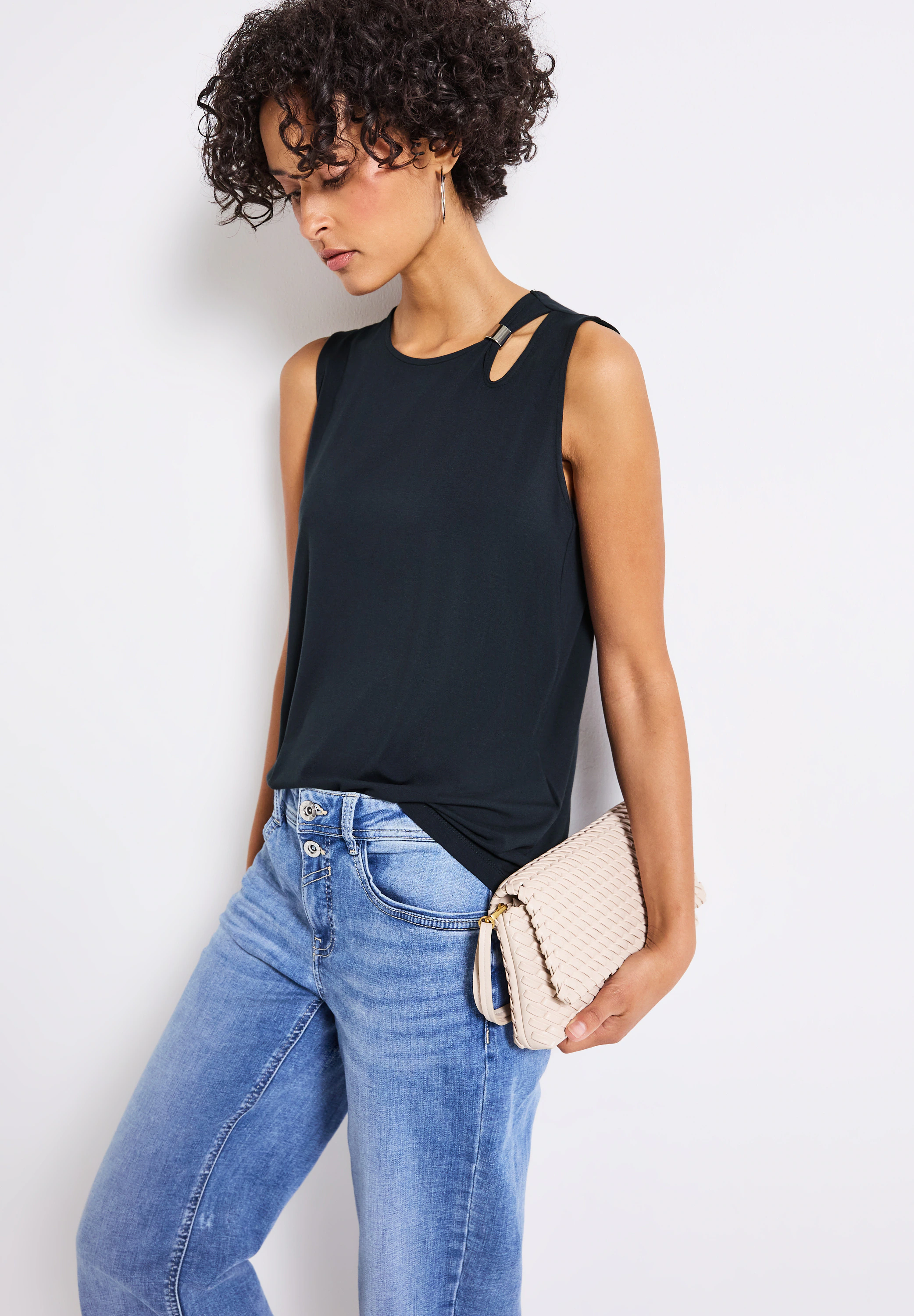 STREET ONE Shirttop, mit Cut-Out günstig online kaufen