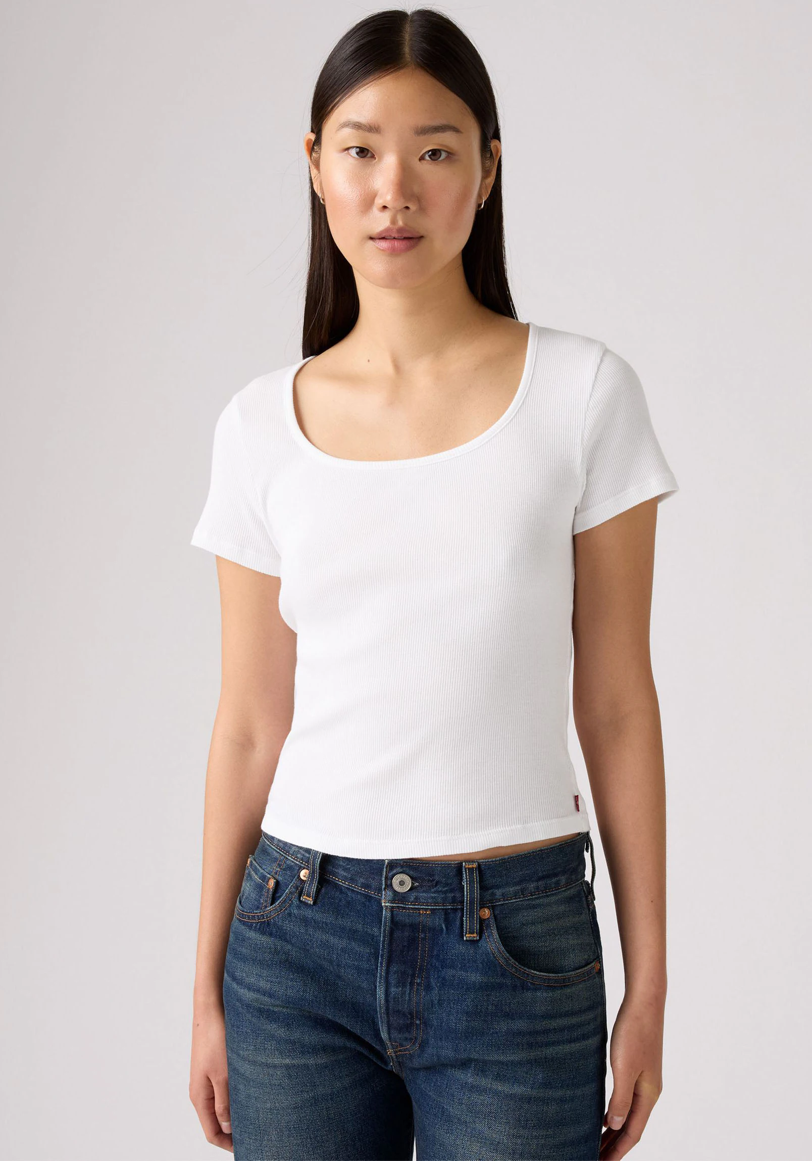 Levis T-Shirt "ESSENTIAL SQRD NE", Feinrippqualität günstig online kaufen