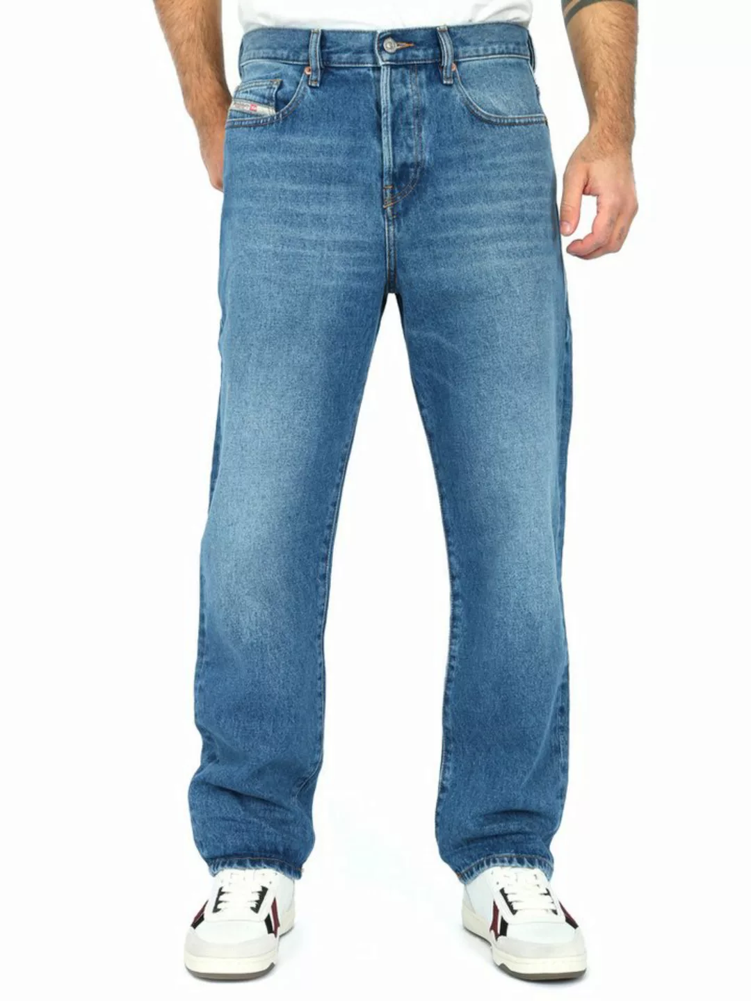 Diesel Straight-Jeans Bequeme Passform - D-Viker 009MG günstig online kaufen