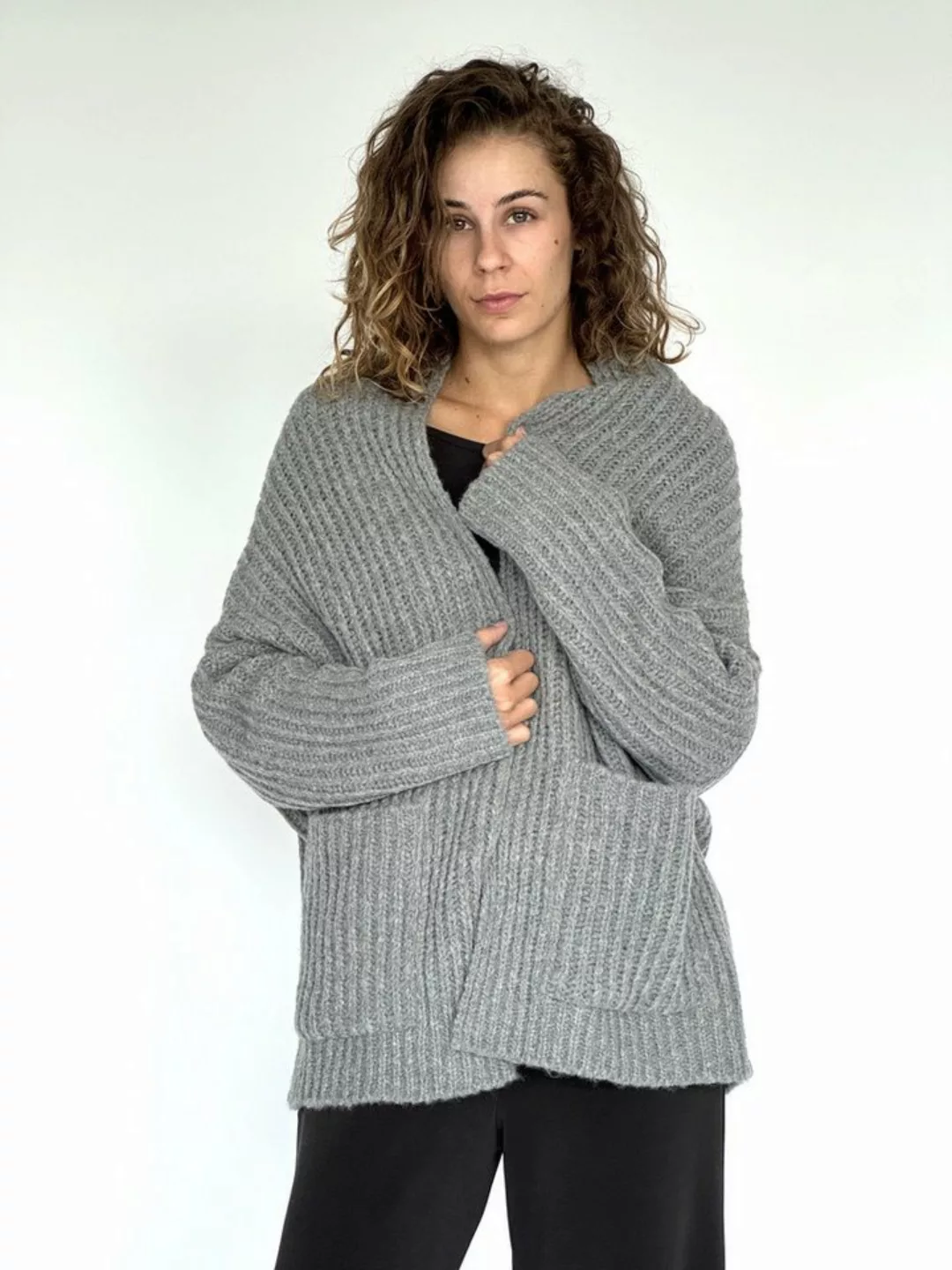 Zuckerwatte Strickjacke Rippstrickoptik aus Viskose mit Elasthan günstig online kaufen