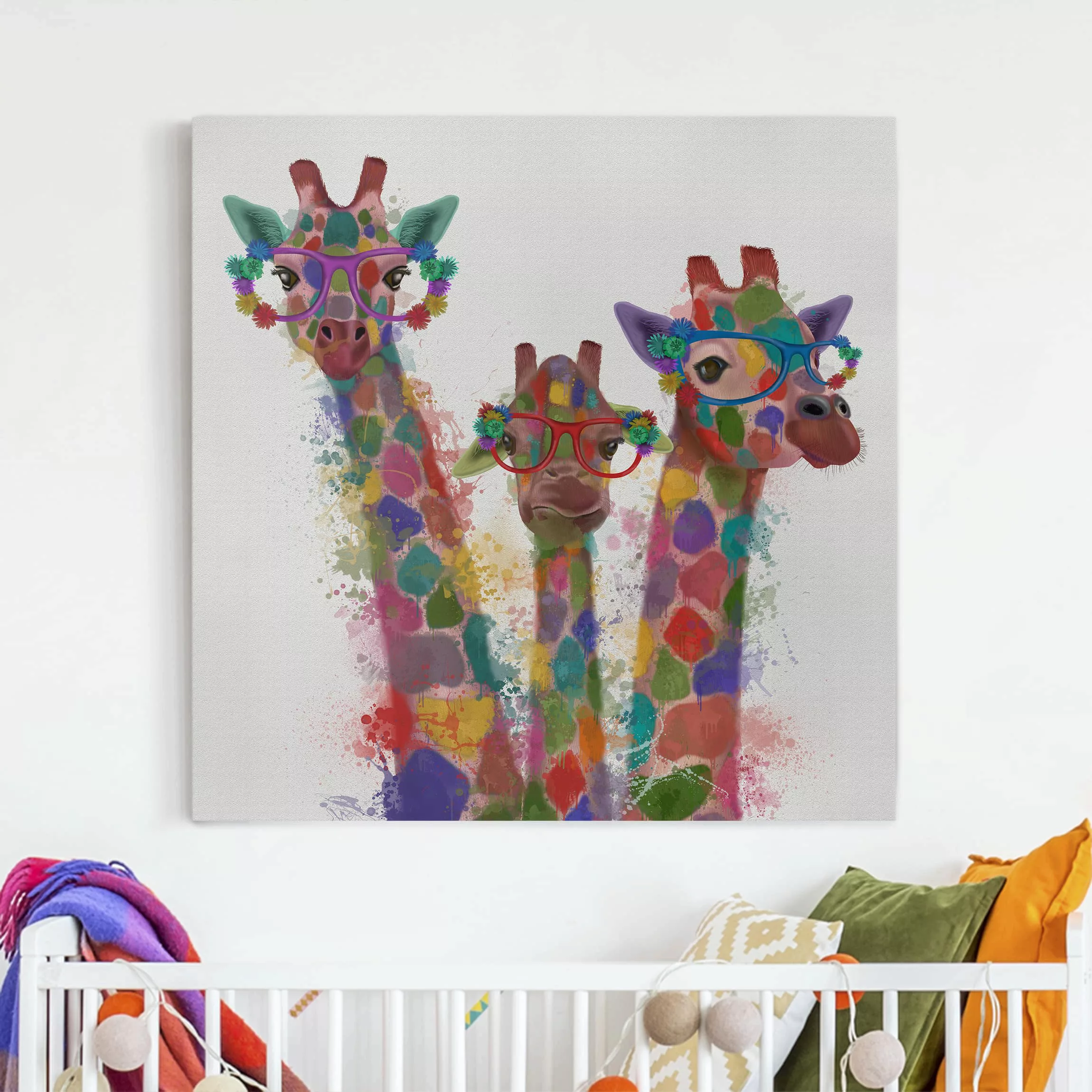 Leinwandbild Kinderzimmer - Quadrat Regenbogen Splash Giraffen-Trio günstig online kaufen