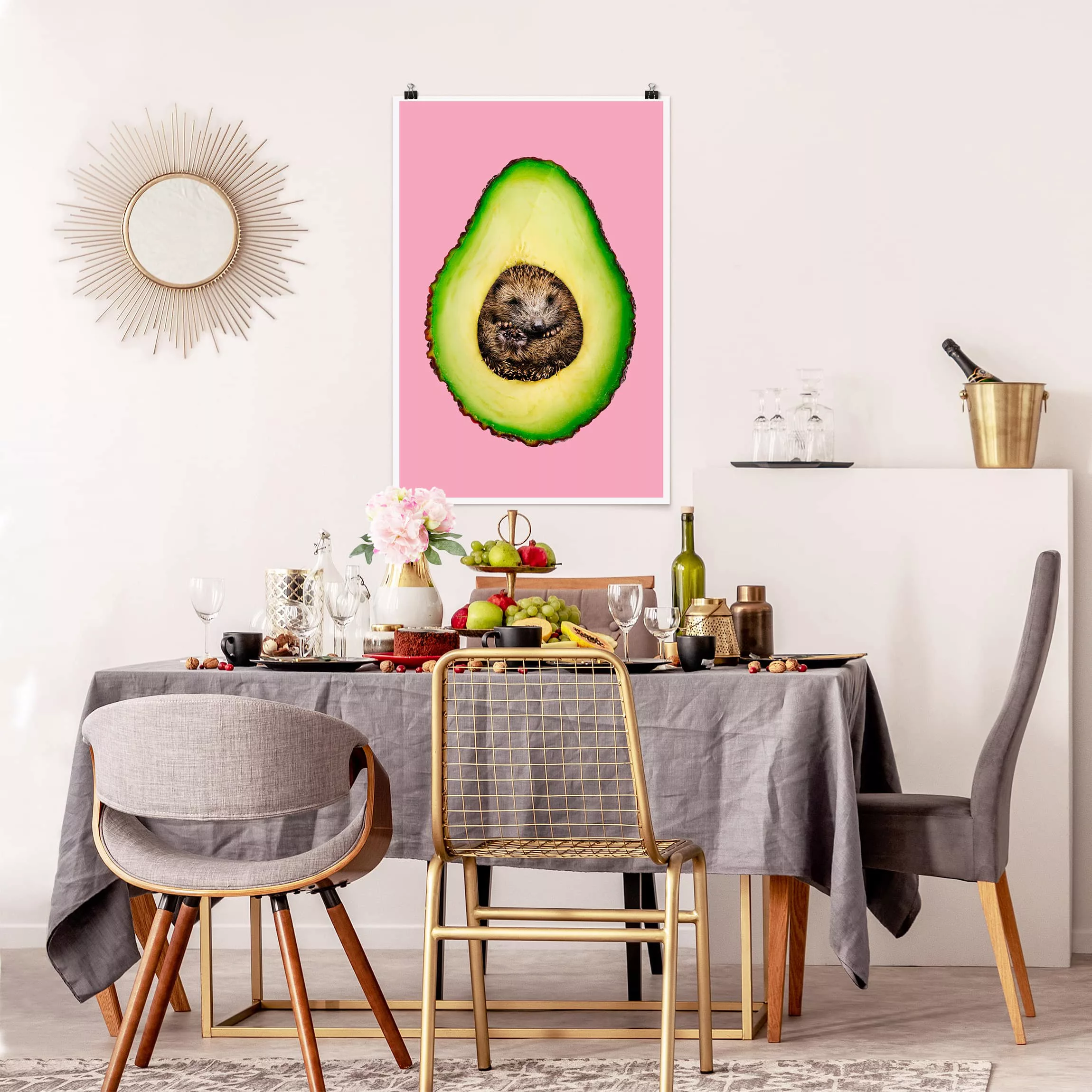 Poster Tiere - Hochformat Avocado mit Igel günstig online kaufen
