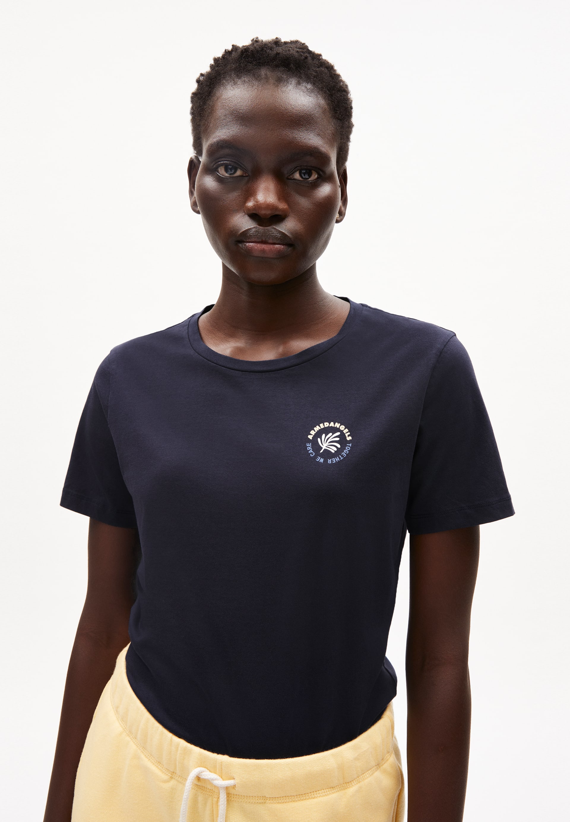T-Shirt MARAA CHEST LEAF in night sky von ARMEDANGELS günstig online kaufen