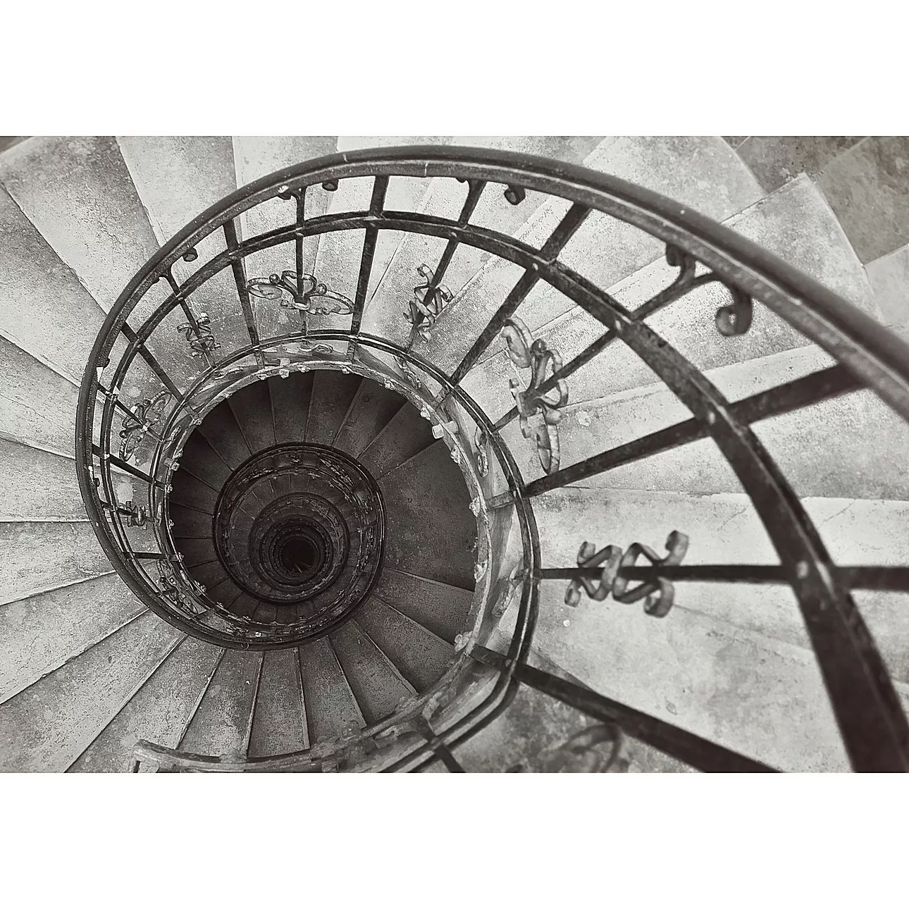 Leinwandbild Spiral Stairs, 100 x 70 cm günstig online kaufen