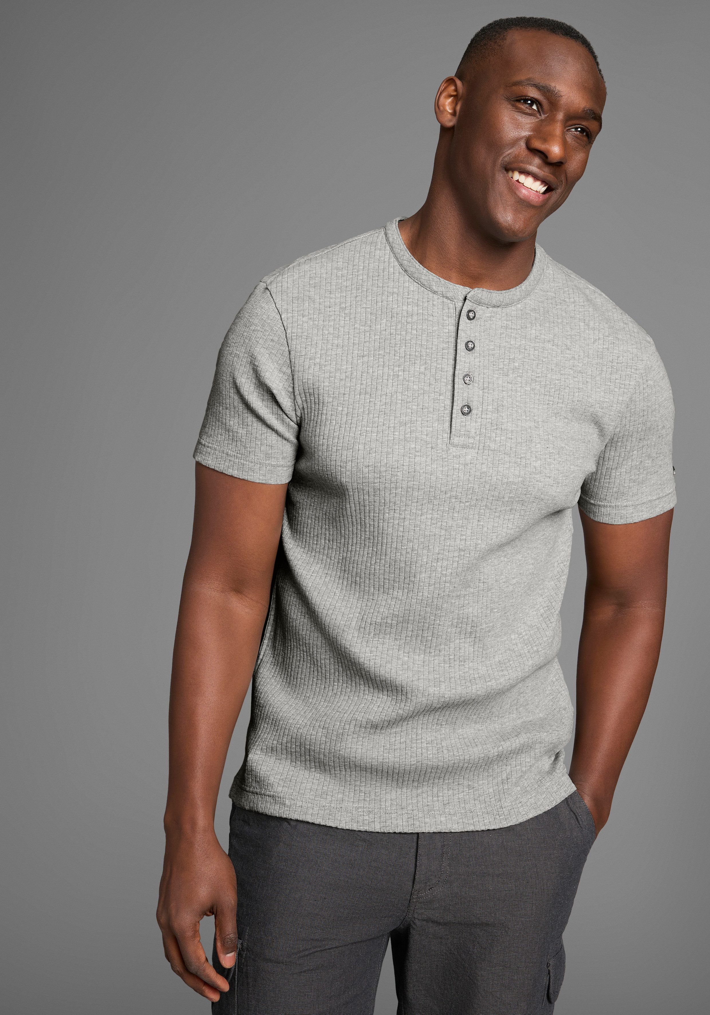 Bruno Banani Henleyshirt, in elastischer Rippenqualität günstig online kaufen