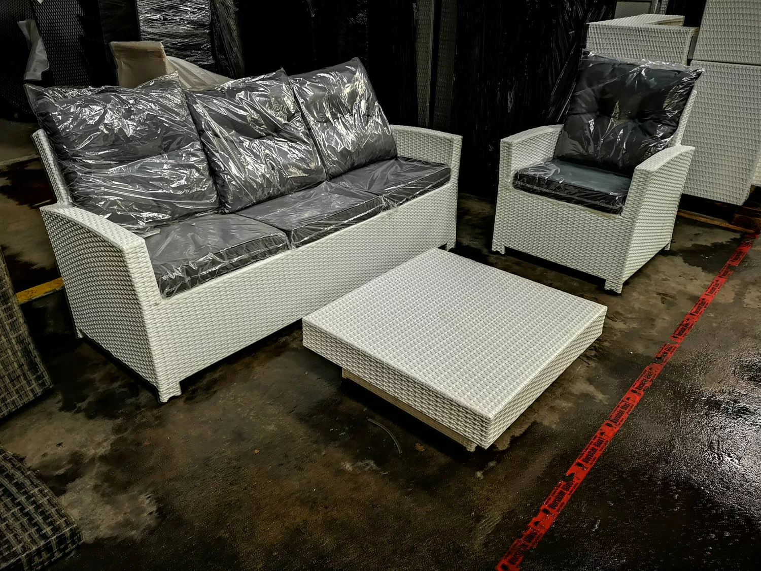 #HBM 911: 3er Sofa und Sessel Fisolo + Tisch Tunis-weiß-eisengrau günstig online kaufen
