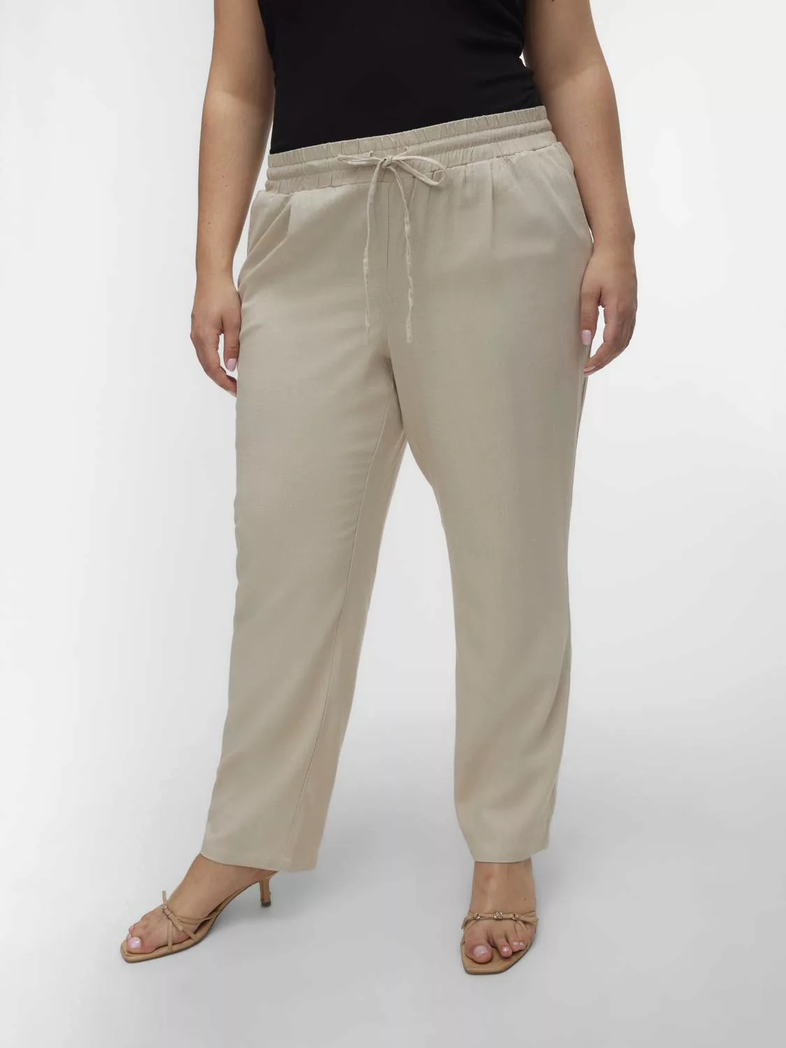 Vero Moda Curve Schlupfhose VMJESMILO ANKLE PANTS WVN GA NOOS CUR günstig online kaufen