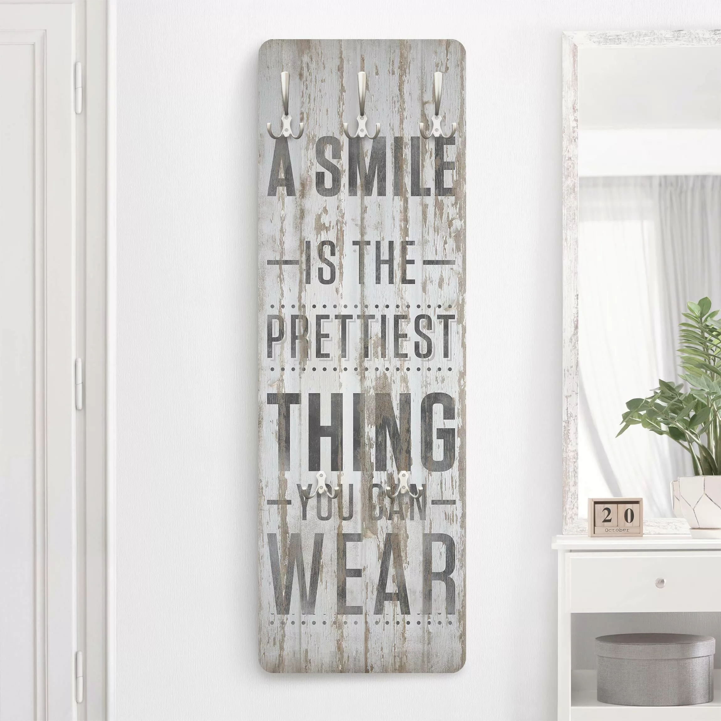 Wandgarderobe Holzpaneel Spruch A Smile günstig online kaufen