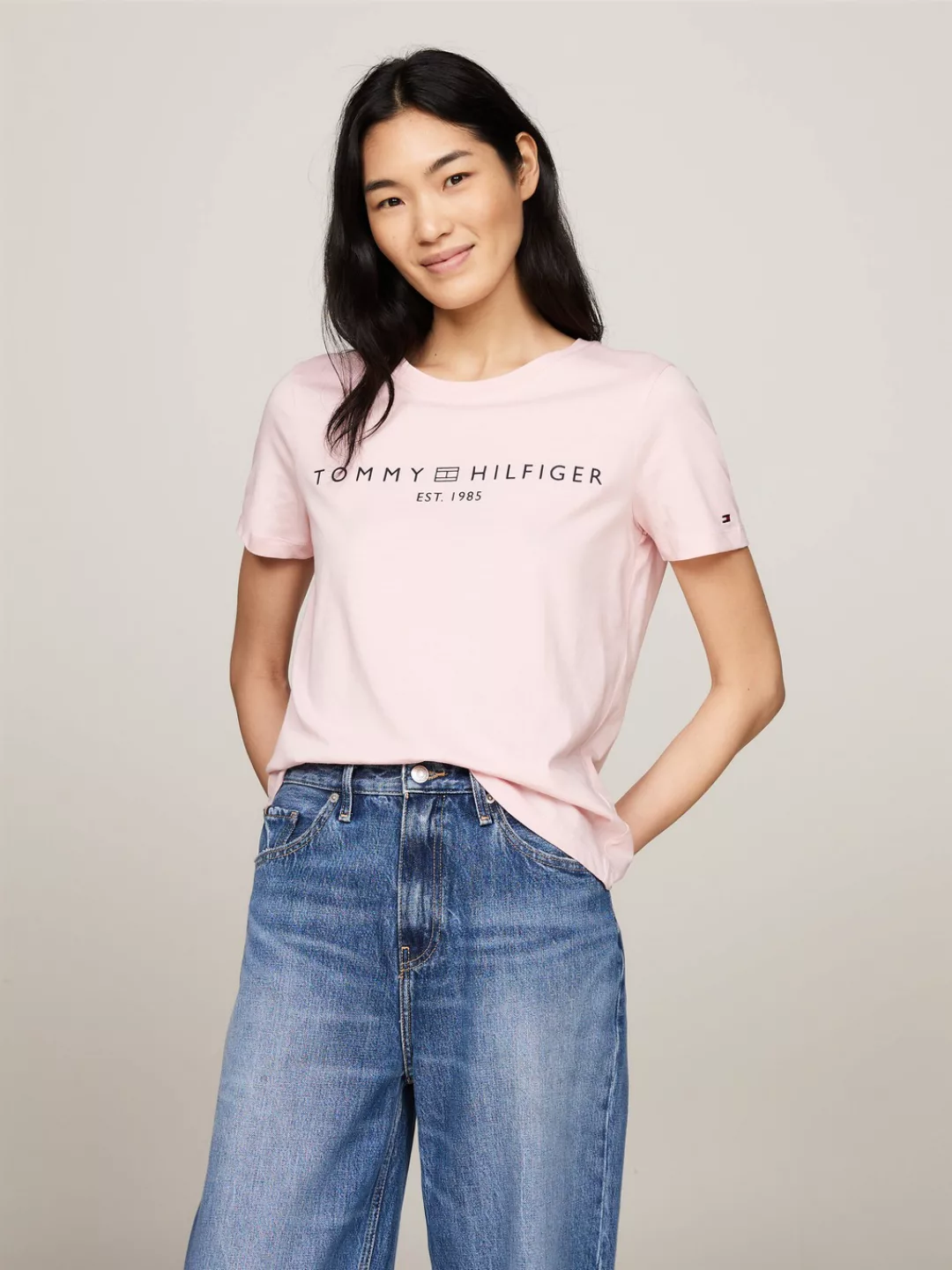 Tommy Hilfiger T-Shirt "REG CORP LOGO C-NK SS", mit Tommy Hilfiger Logoschr günstig online kaufen