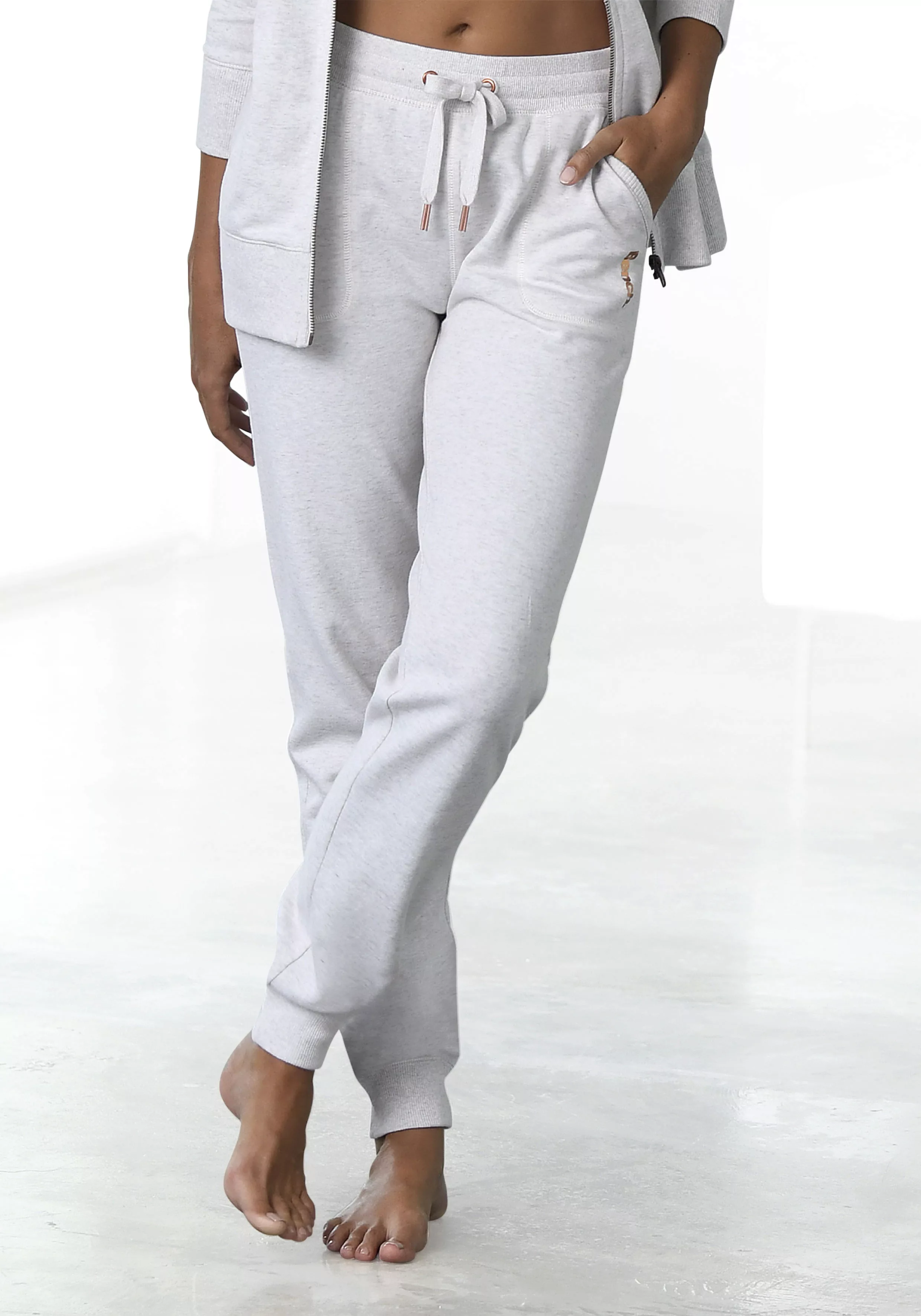 Bench. Loungewear Loungehose -Sweathose mit aufgesetzten Taschen, Loungeanz günstig online kaufen