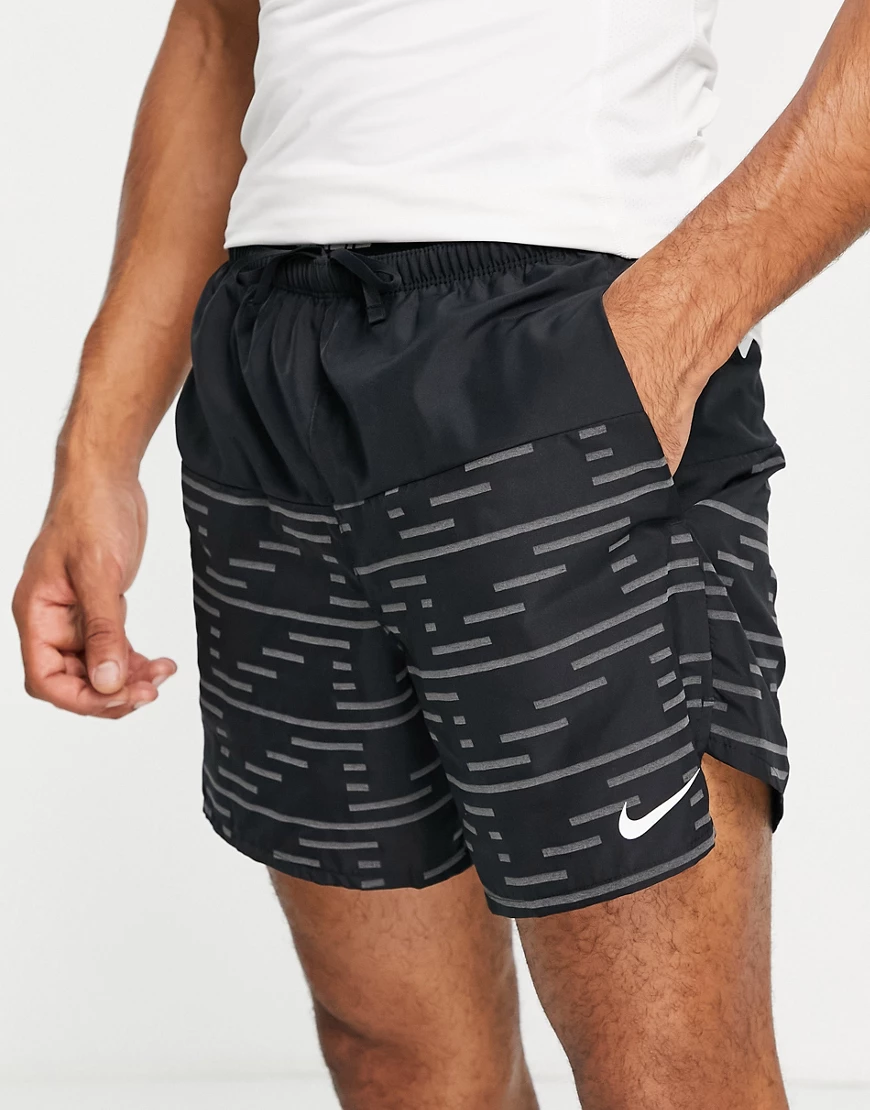 Nike Running – Run Division Challenger Flash – Shorts-Schwarz günstig online kaufen