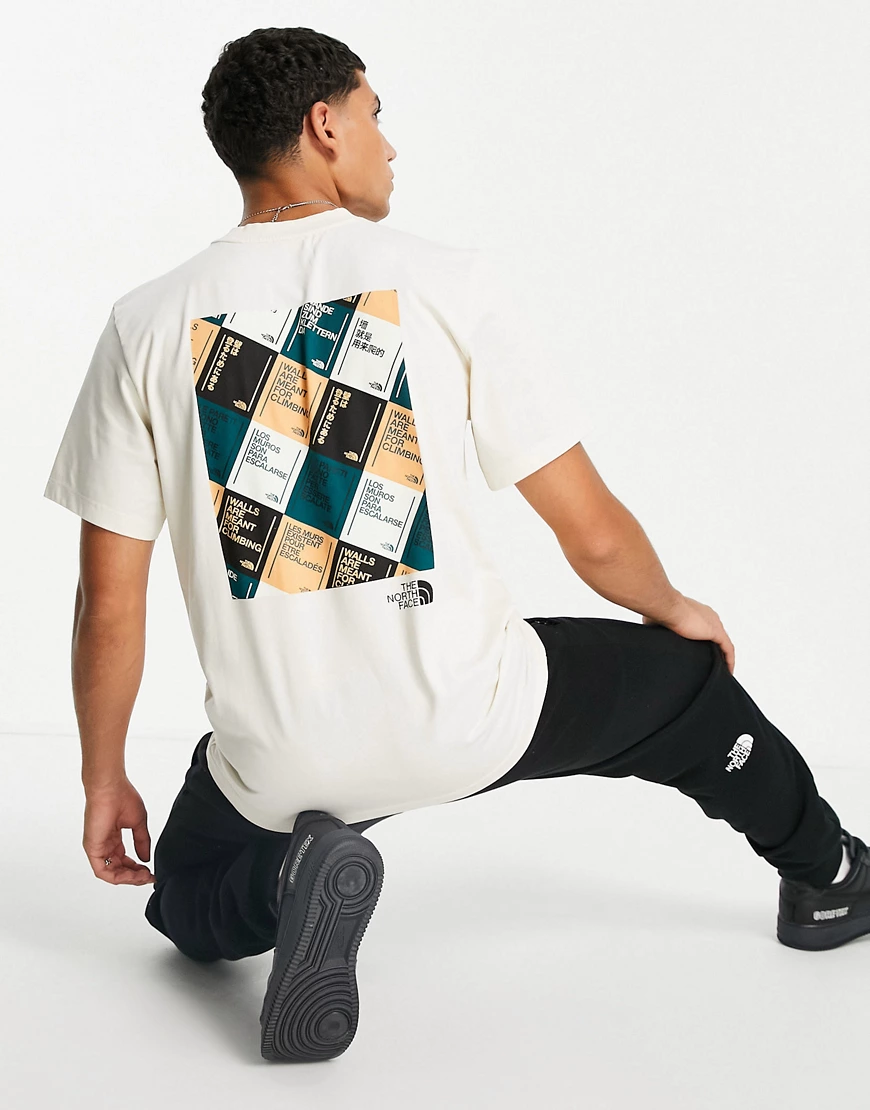 The North Face – Climb Graphic – T-Shirt in Weiß mit Grafikprint günstig online kaufen