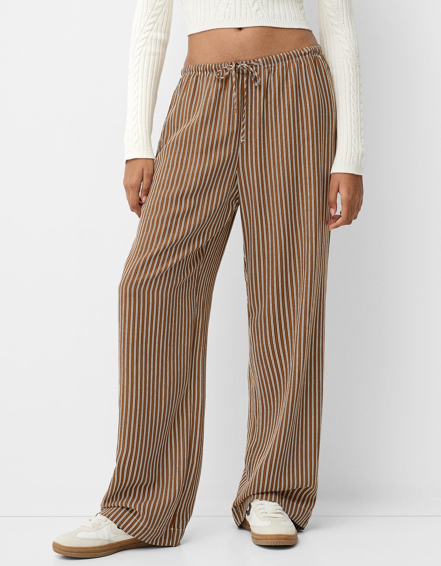 Bershka Straight-Fit Hose Mit Streifen Und Gummizugbund Damen Xs Braun günstig online kaufen