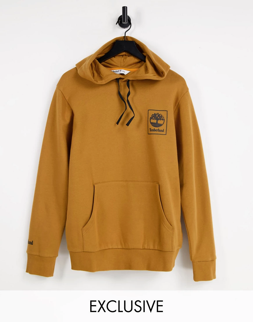 Timberland – Stack – Kapuzenpullover in Weizenbraun mit Print hinten, exklu günstig online kaufen