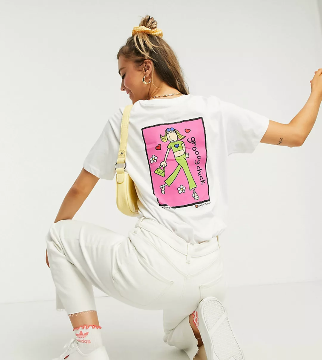 Daisy Street – Legeres T-Shirt mit „Groovy Chick“-Print am Rücken-Weiß günstig online kaufen