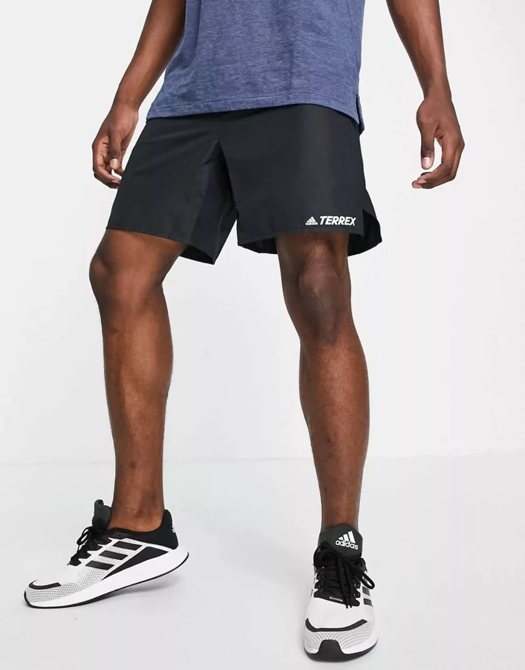 adidas – Terrex – Trail-Shorts in Schwarz günstig online kaufen