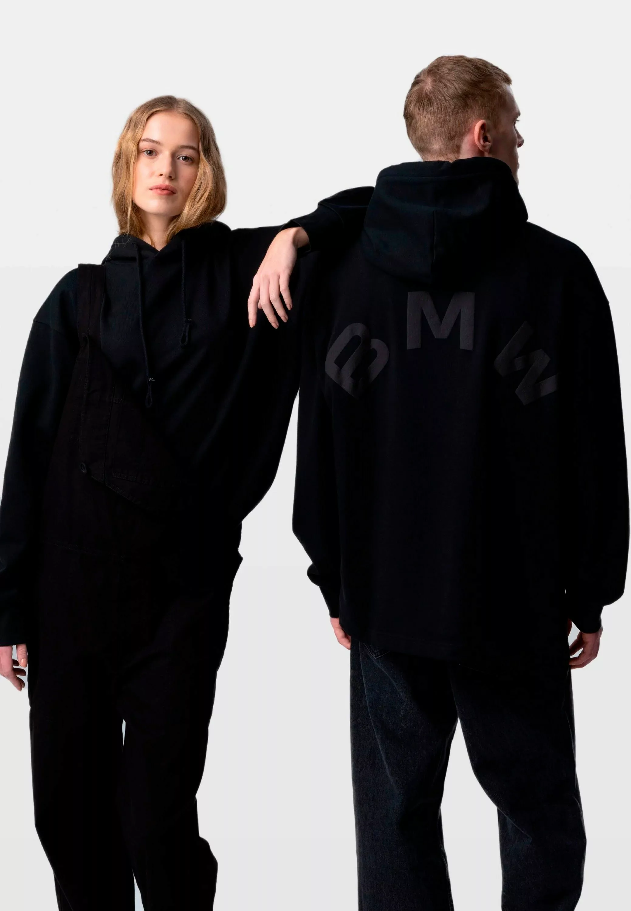 BMW Hoodie, mit dezentem Logo auf der Rückseite günstig online kaufen