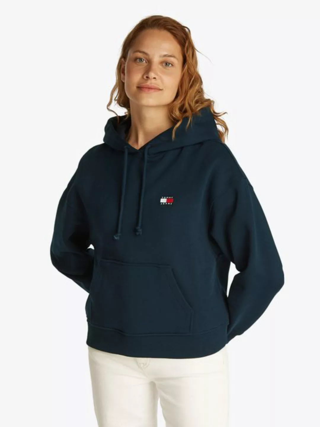 Tommy Jeans Hoodie TJW BXY BADGE HOODIE EXT mit Logo-Badge günstig online kaufen