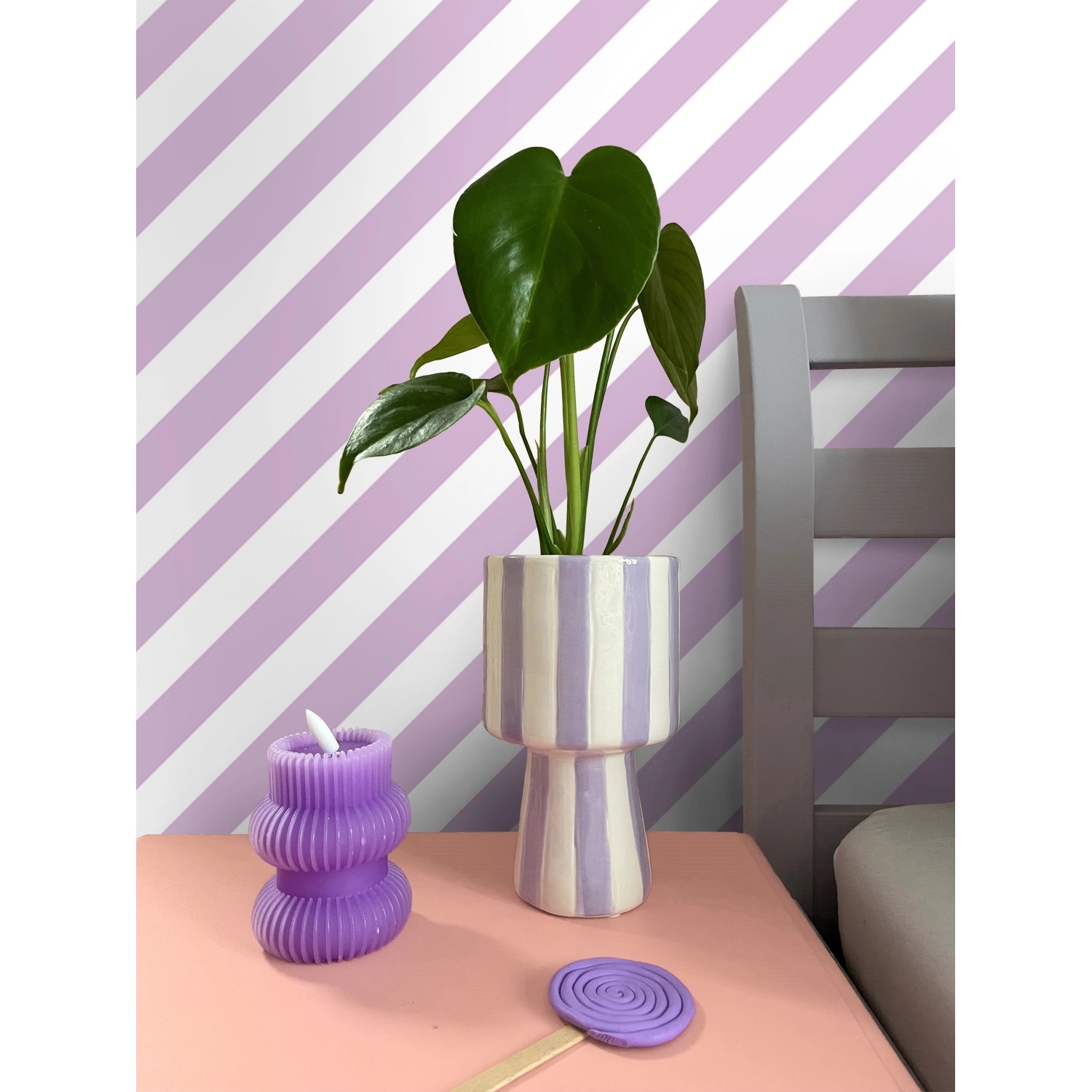 ESTAhome Tapete Streifen Violett und Weiß 50 x 900 cm 139952 günstig online kaufen