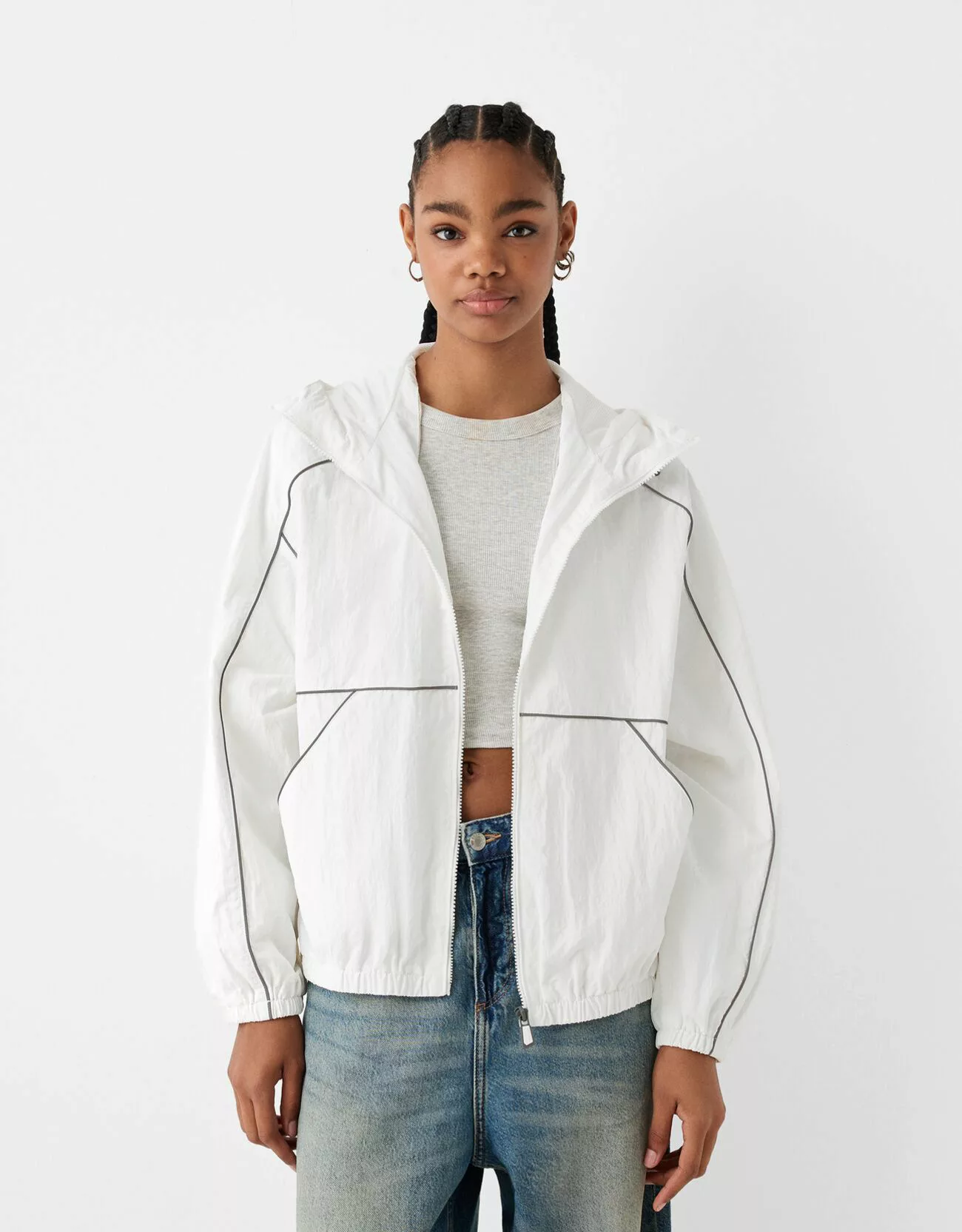 Bershka Jacke Mit Kapuze Und Farblich Abgesetztem Detail Damen L Weiss günstig online kaufen