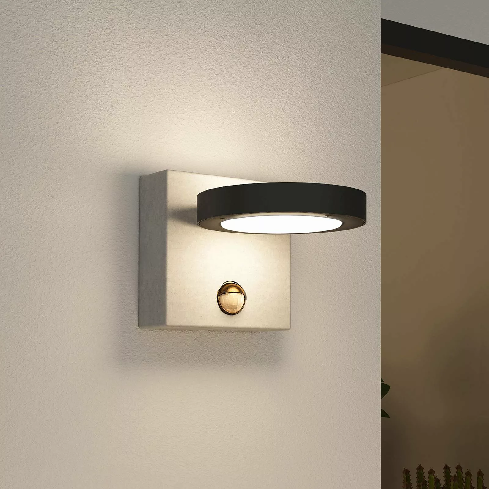 Lucande LED-Außenwandlampe Belna, grau, beton, Sensor günstig online kaufen