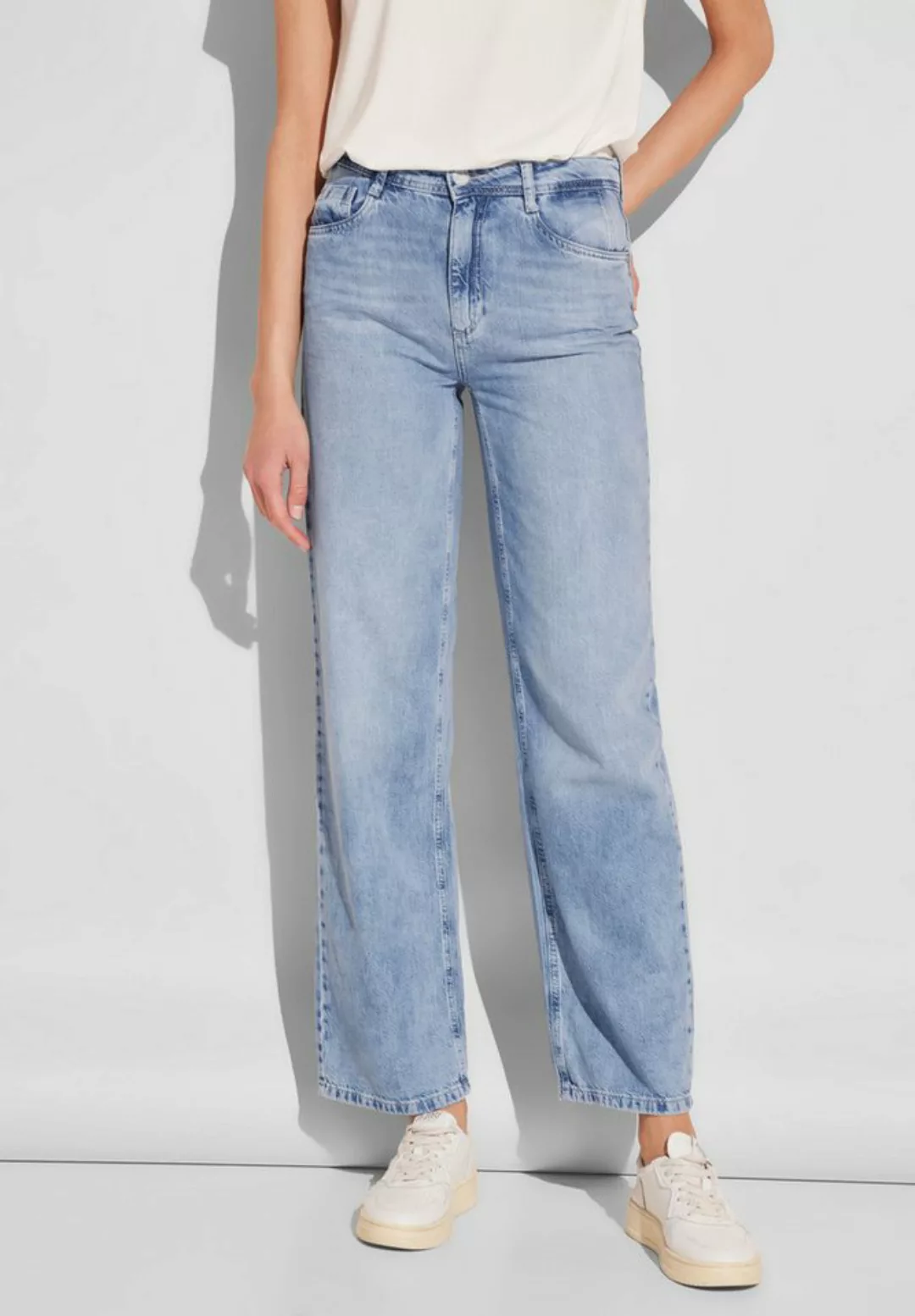 STREET ONE High-waist-Jeans in hellblauer Waschung günstig online kaufen