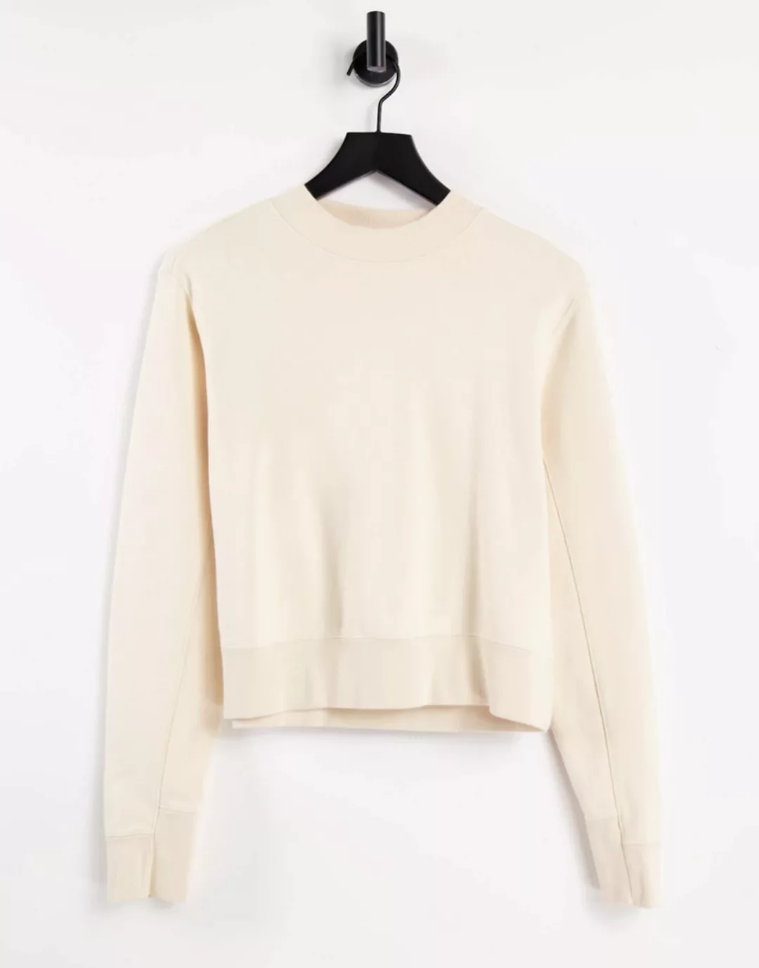 Puma – Infuse – Sweatshirt mit Rundhalsausschnitt in Creme-Weiß günstig online kaufen