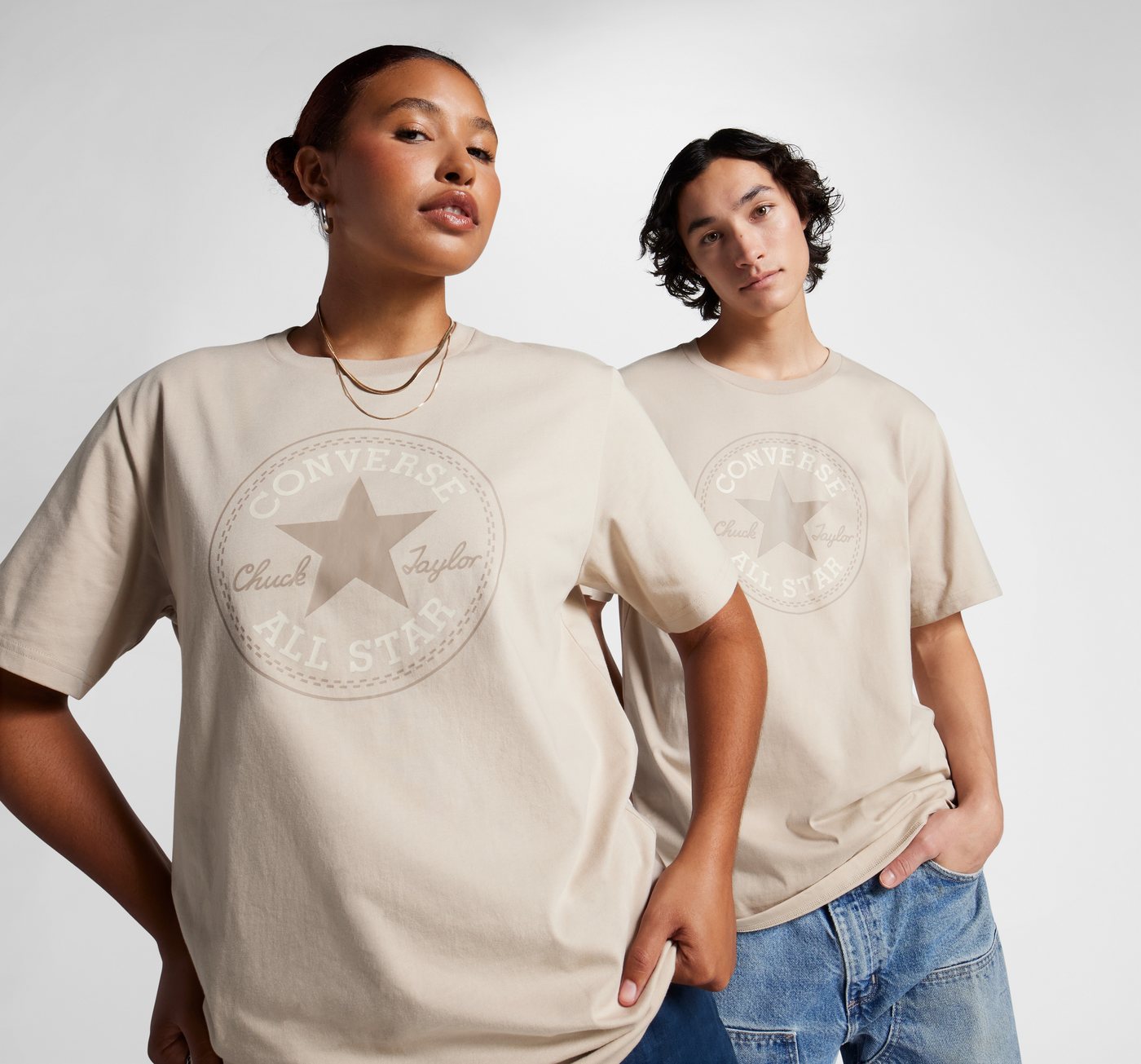 Converse T-Shirt CONVERSE GO-TO ALL STAR PATCH STANDARD-FIT T-SHIRT (1-tlg) günstig online kaufen