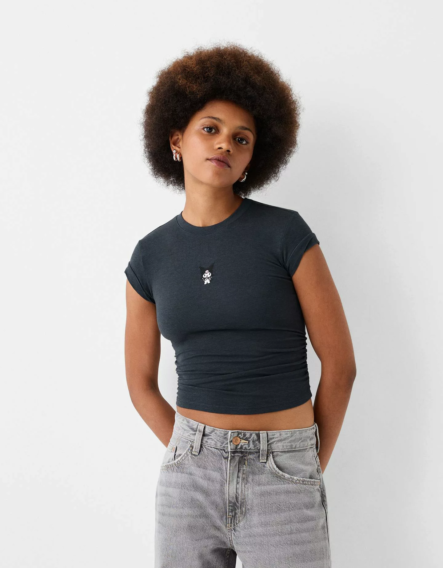 Bershka T-Shirt Kuromi Mit Kurzen Ärmeln Damen L Grau günstig online kaufen