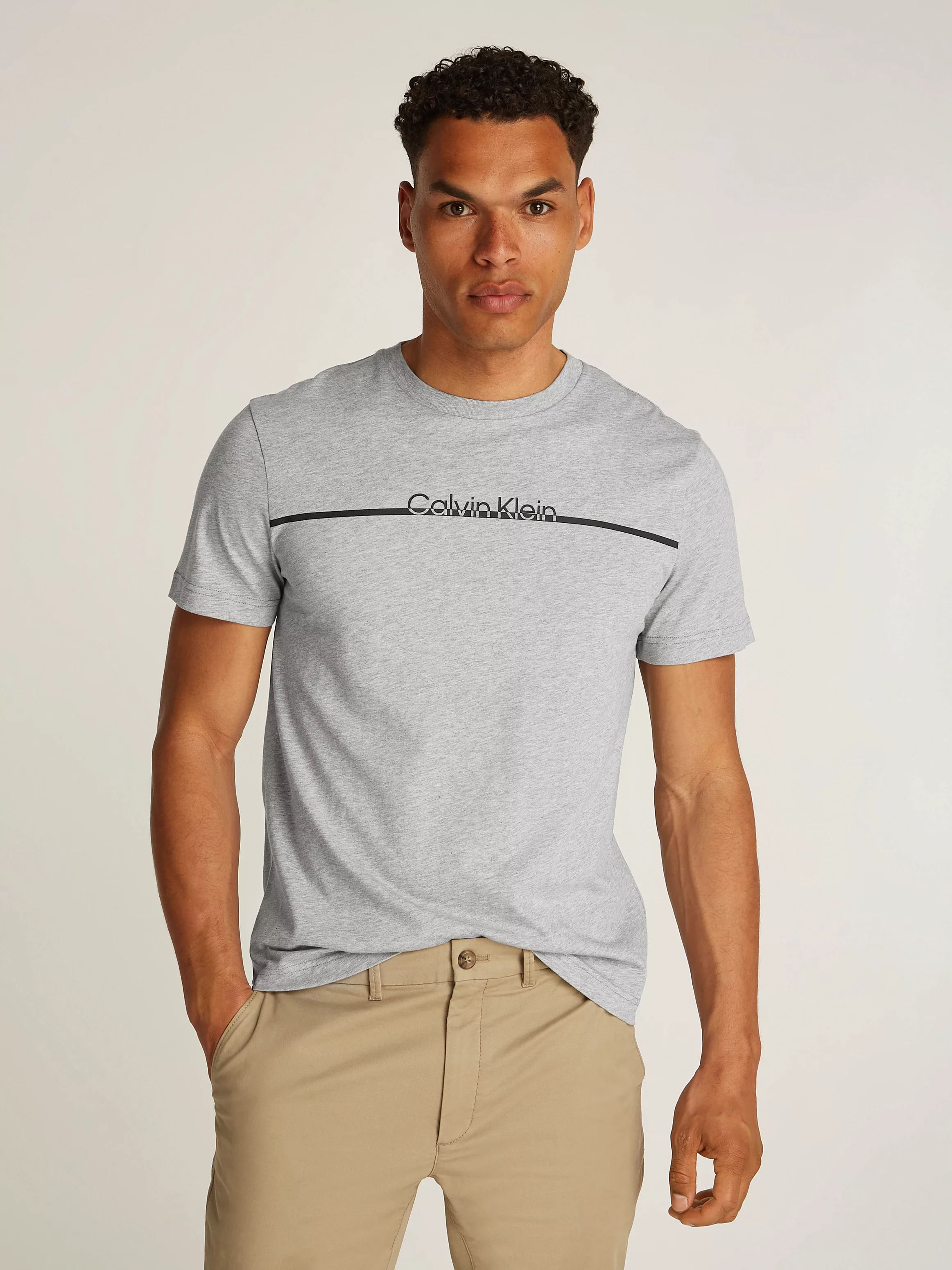 Calvin Klein Rundhalsshirt "SPLIT LINE LOGO T-SHIRT", mit Logoprint günstig online kaufen