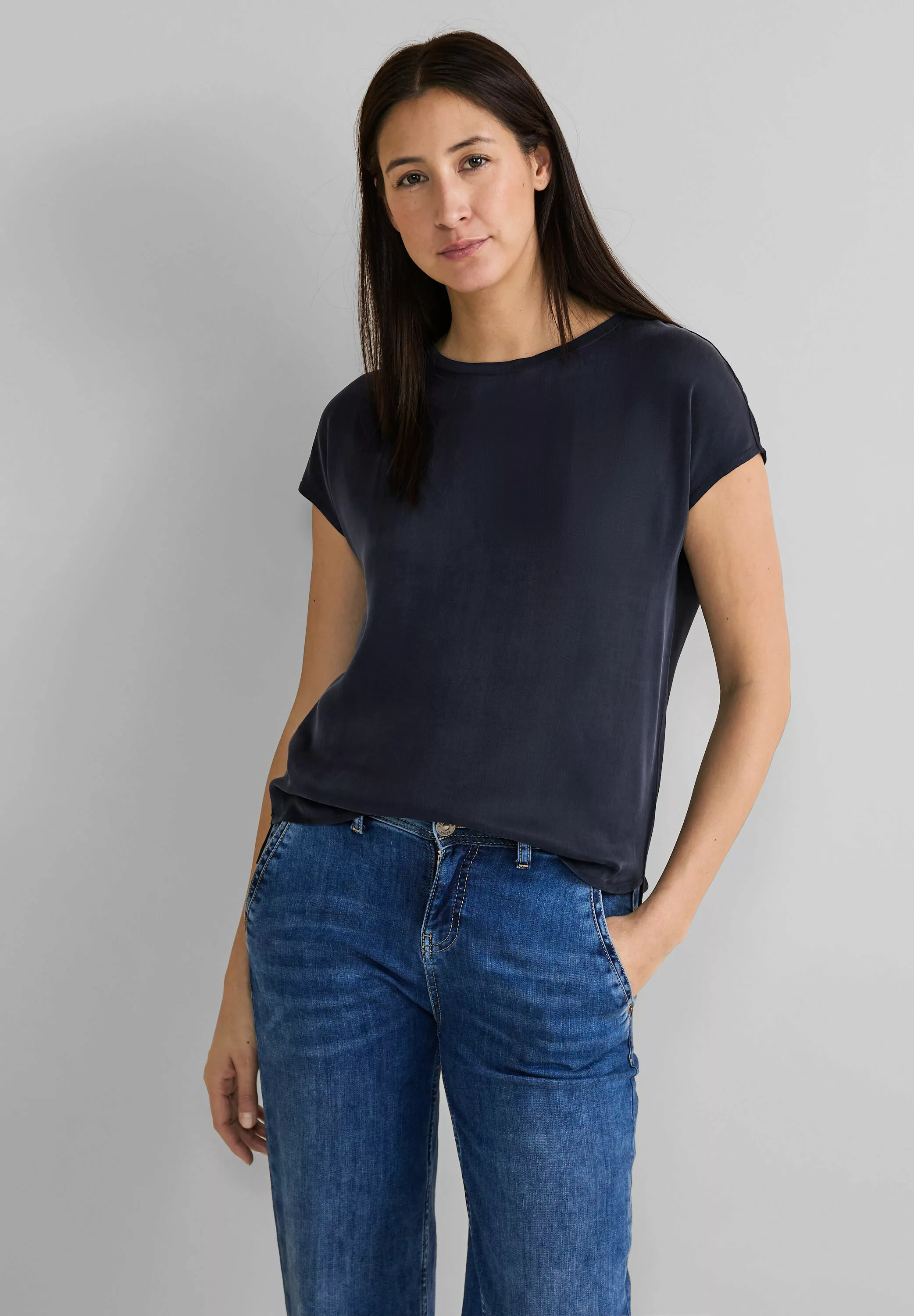 STREET ONE Shirttop, aus schimmernder Viskose und Elasthan günstig online kaufen