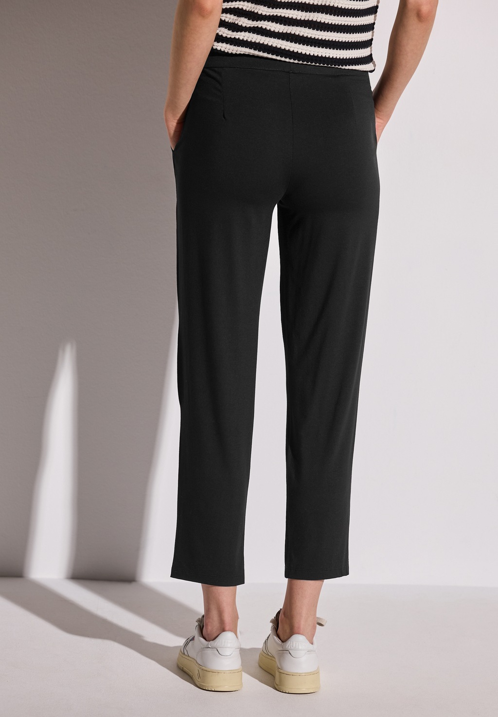 STREET ONE Stoffhose "Style Bonny", Sommerhose mit elastischem Bund günstig online kaufen