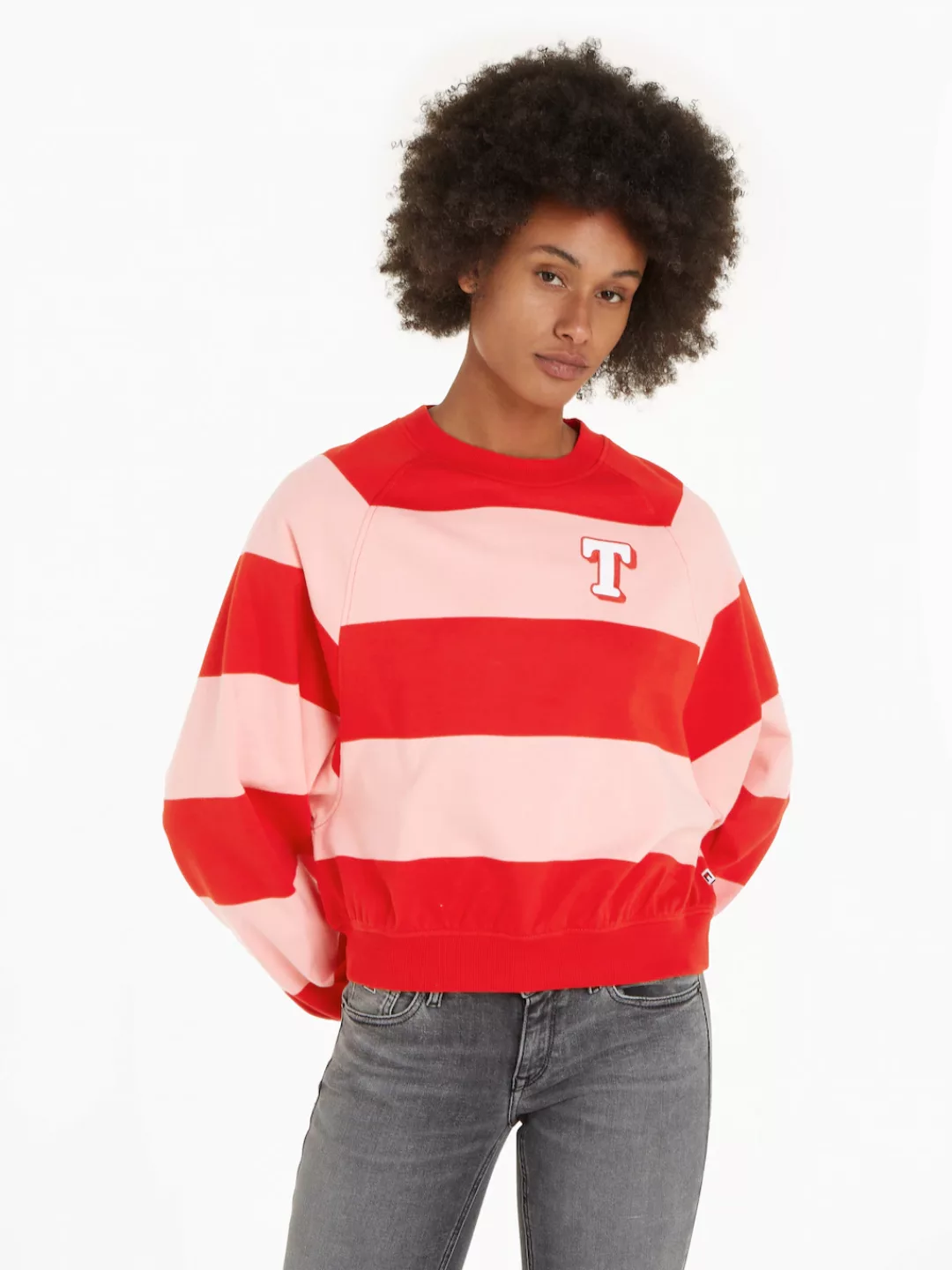 Tommy Jeans Sweatshirt TJW RLX LETTERMAN STRP CREW EXT mit allover Colorblo günstig online kaufen