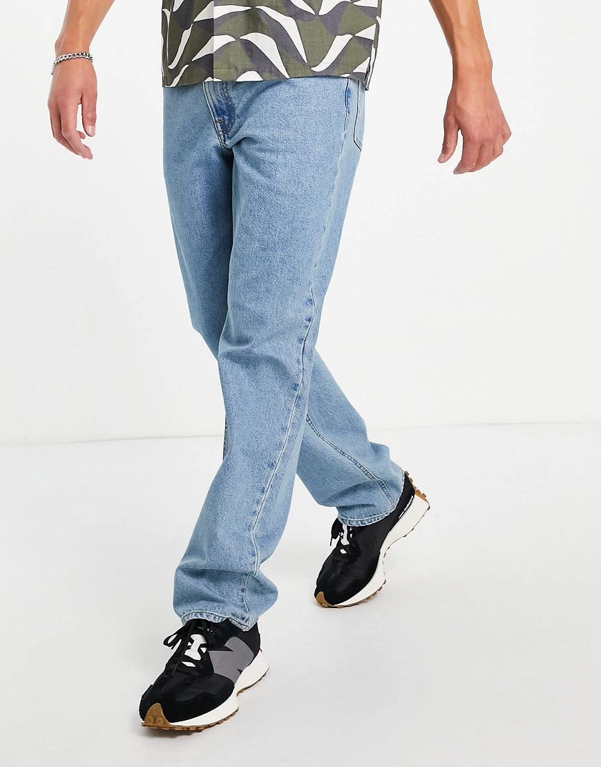 ASOS DESIGN – Jeans mit geradem Bein in hellblauer Waschung günstig online kaufen